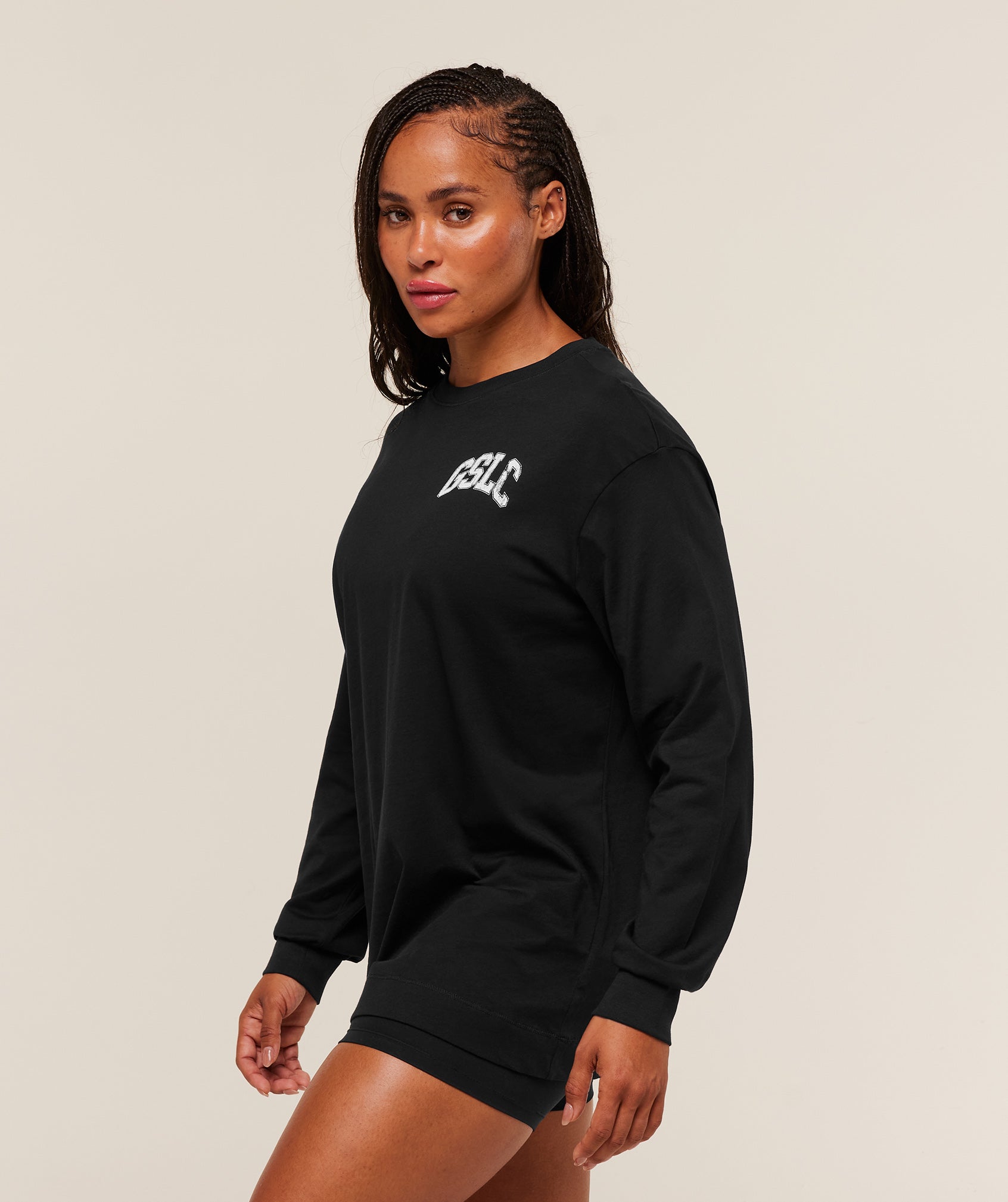 gymshark-gslc-graphic-oversized-long-sleeve-top-ls-tops-black-aw25