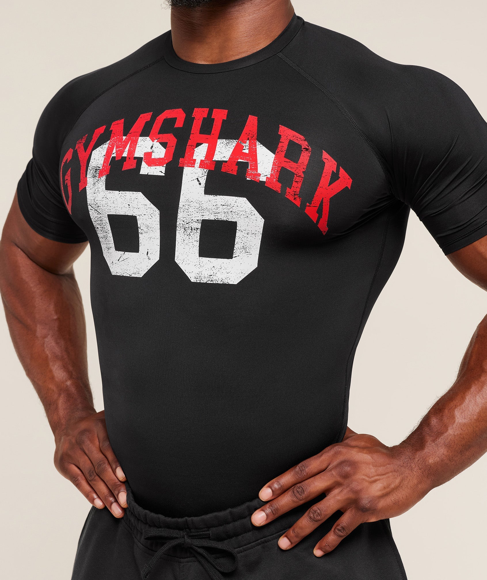 gymshark-graphic-baselayer-t-shirt-ss-tops-black-aw25