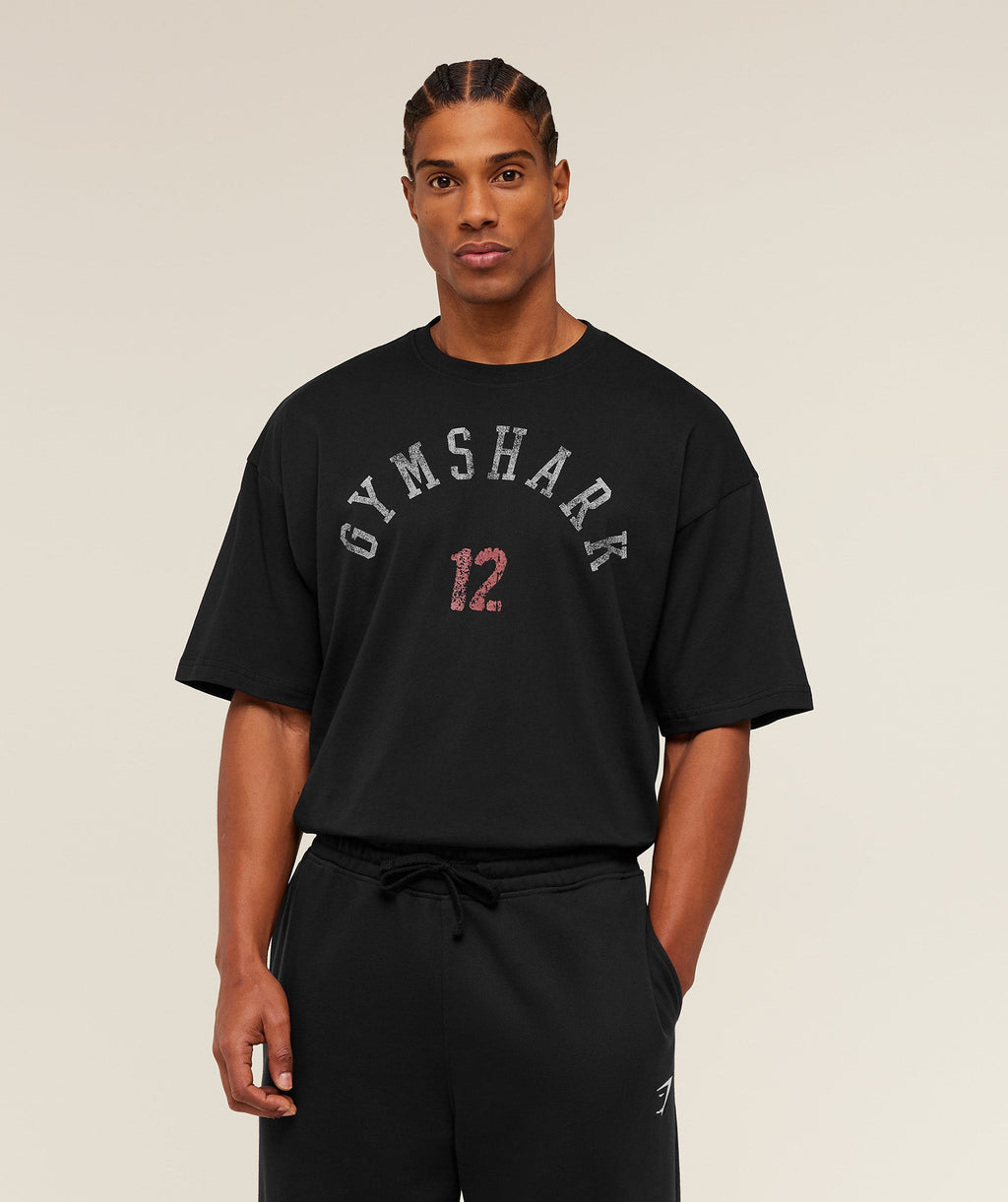 gymshark-12-graphic-t-shirt-ss-tops