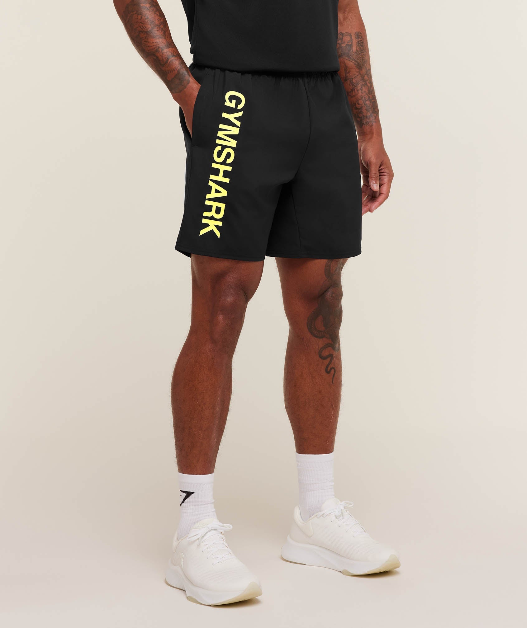 gymshark-gymshark-conditioning-7-short-shorts-black-aw25