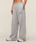 gymshark-fitness-embroidered-graphic-wide-leg-joggers-pants-grey-aw25