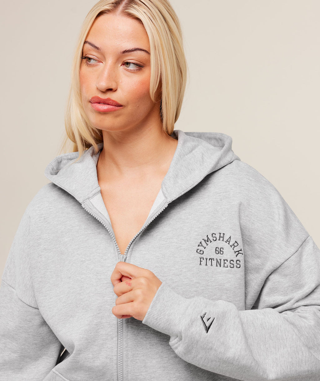 gymshark-fitness-embroidered-graphic-zip-up-hoodie-pullovers-grey-aw25-1