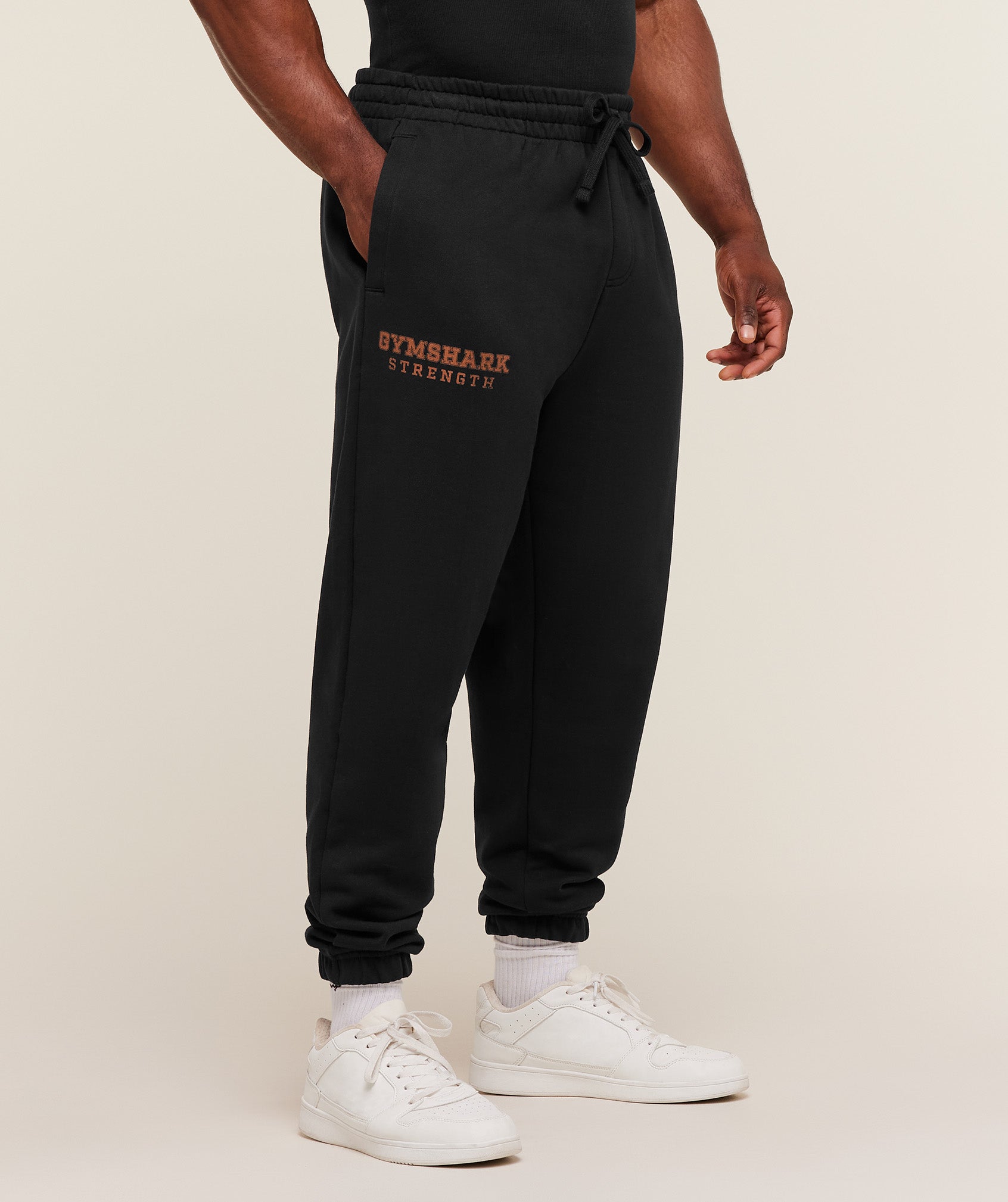 gymshark-gymshark-strength-jogger-pants-black-aw25