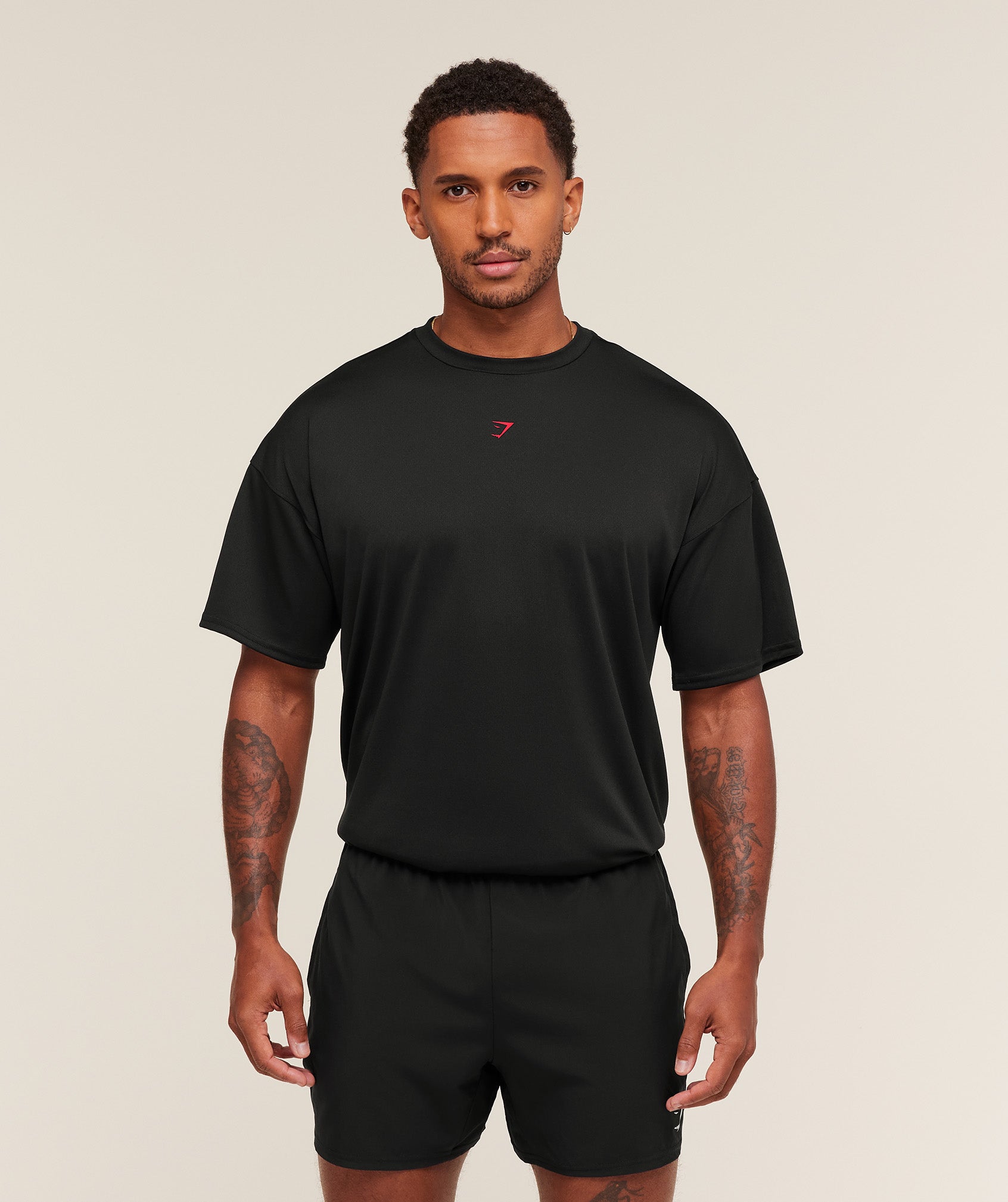gymshark-hybrid-graphic-t-shirt-ss-tops-black-aw25