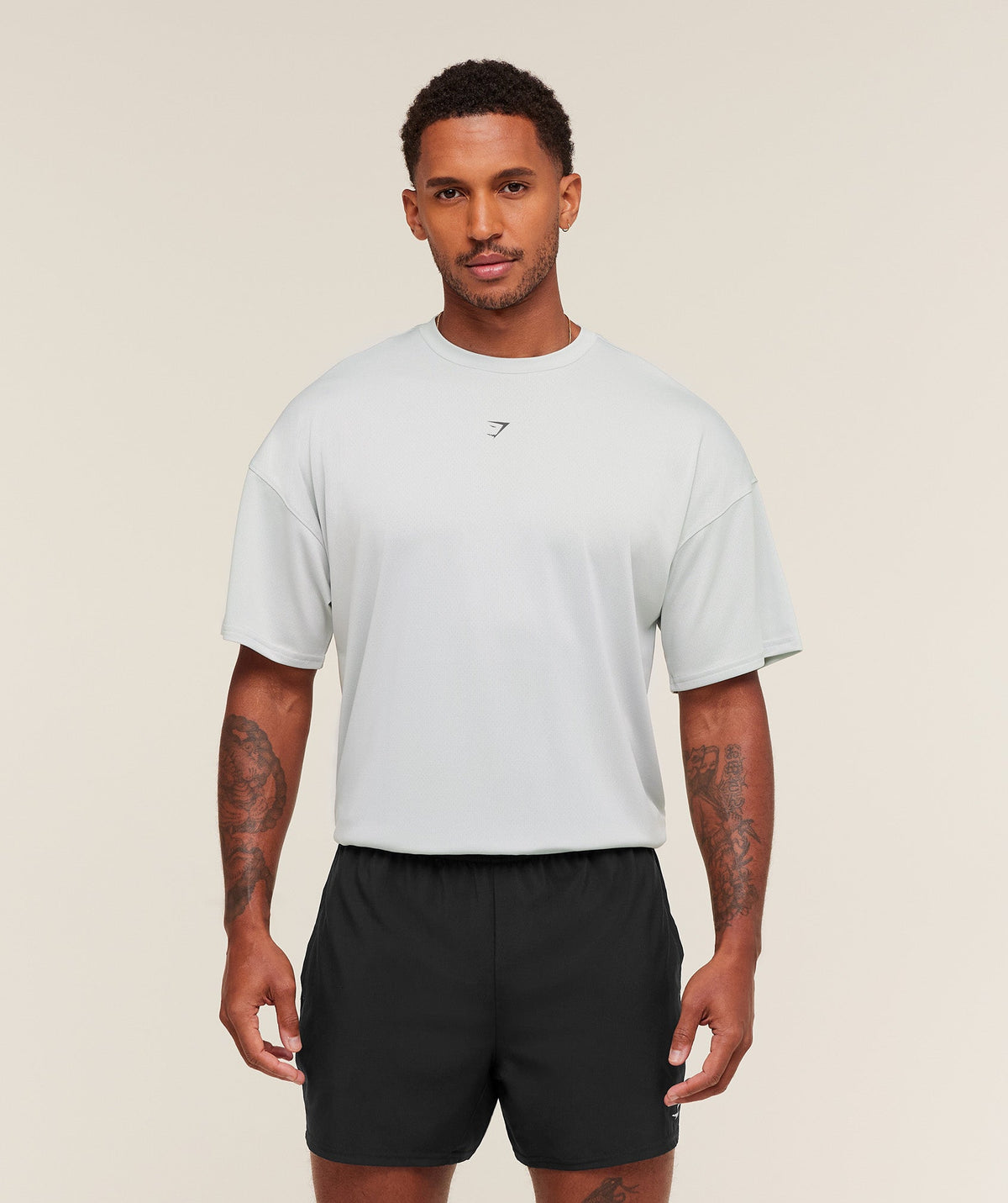 gymshark-hybrid-graphic-t-shirt-ss-tops-grey-aw25