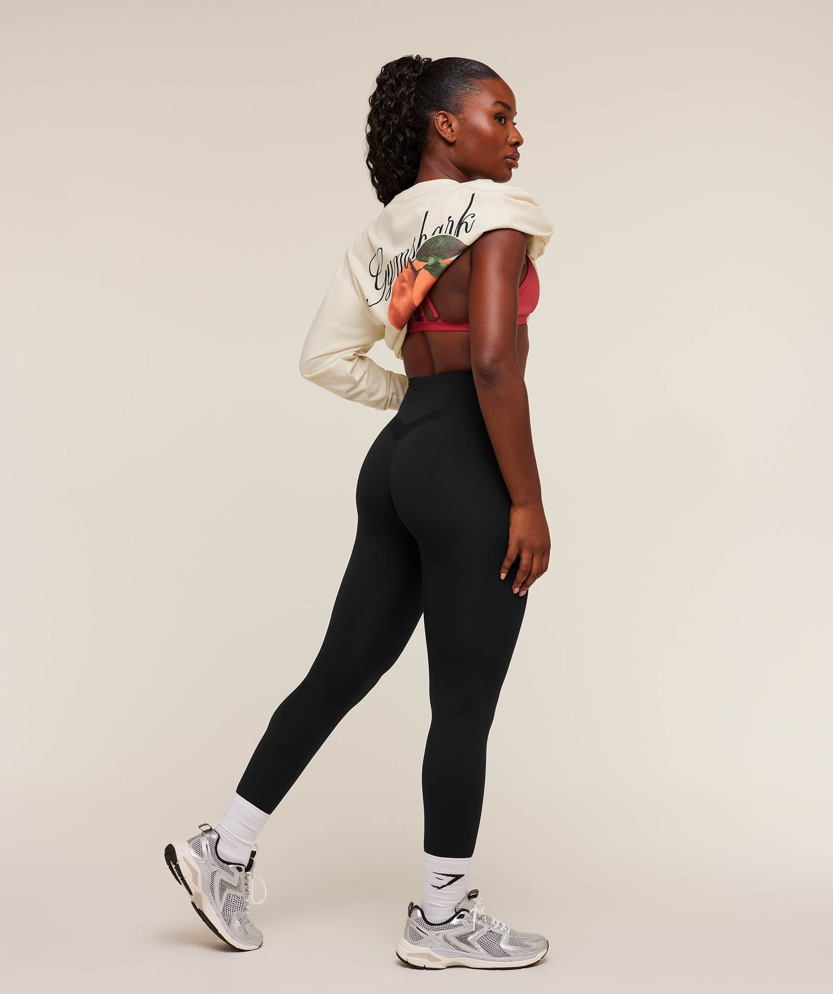 gymshark-juicy-peach-long-sleeve-t-shirt-ls-tops-white-aw25