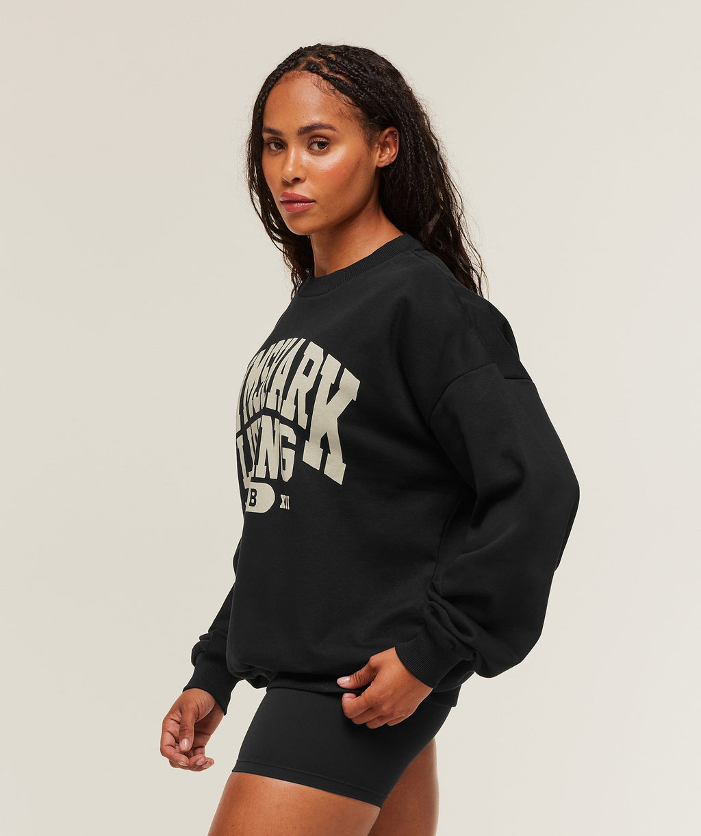 gymshark-lifting-club-graphic-oversized-crew-neck-pullovers-black-aw25