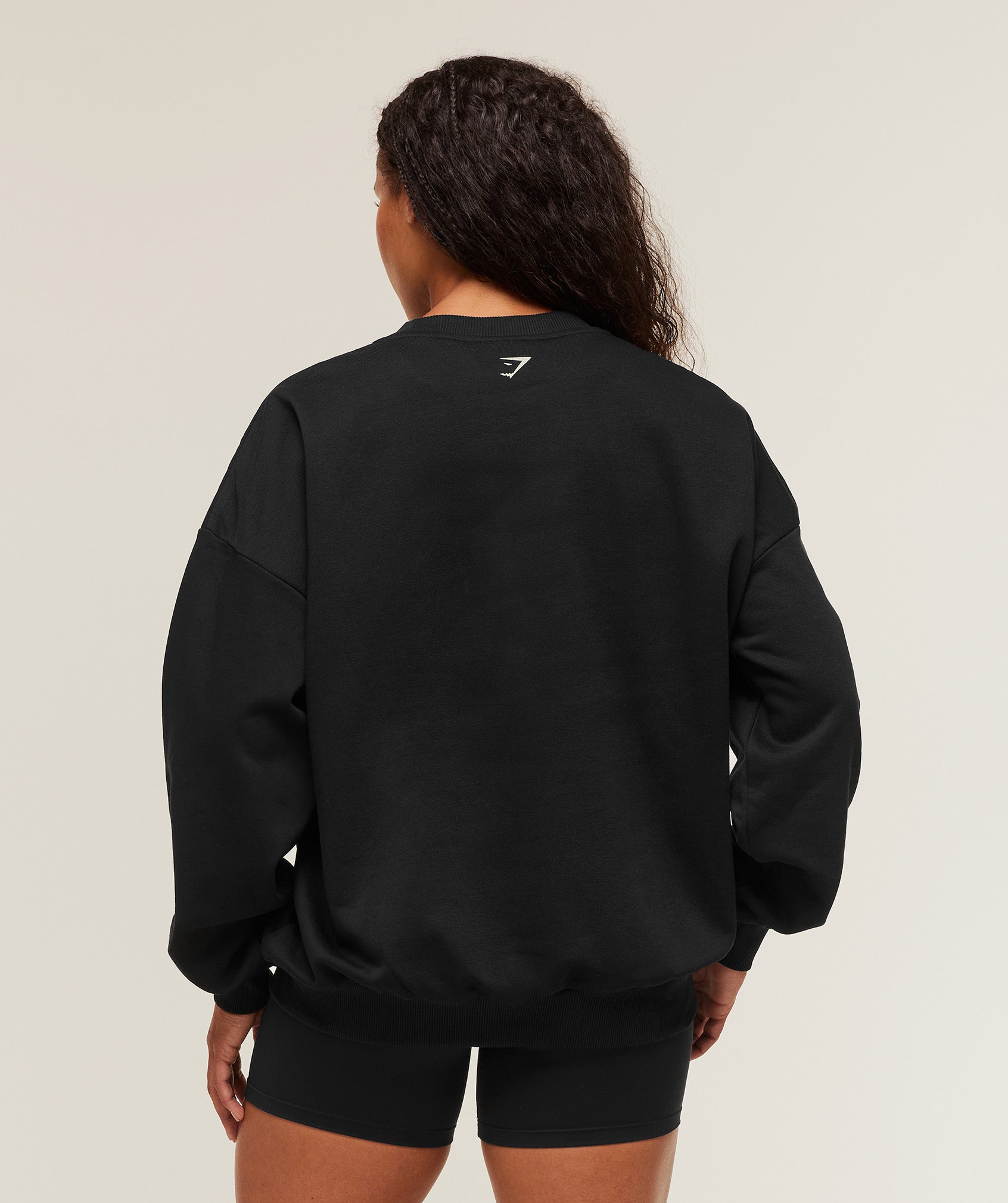 gymshark-lifting-club-graphic-oversized-crew-neck-pullovers-black-aw25