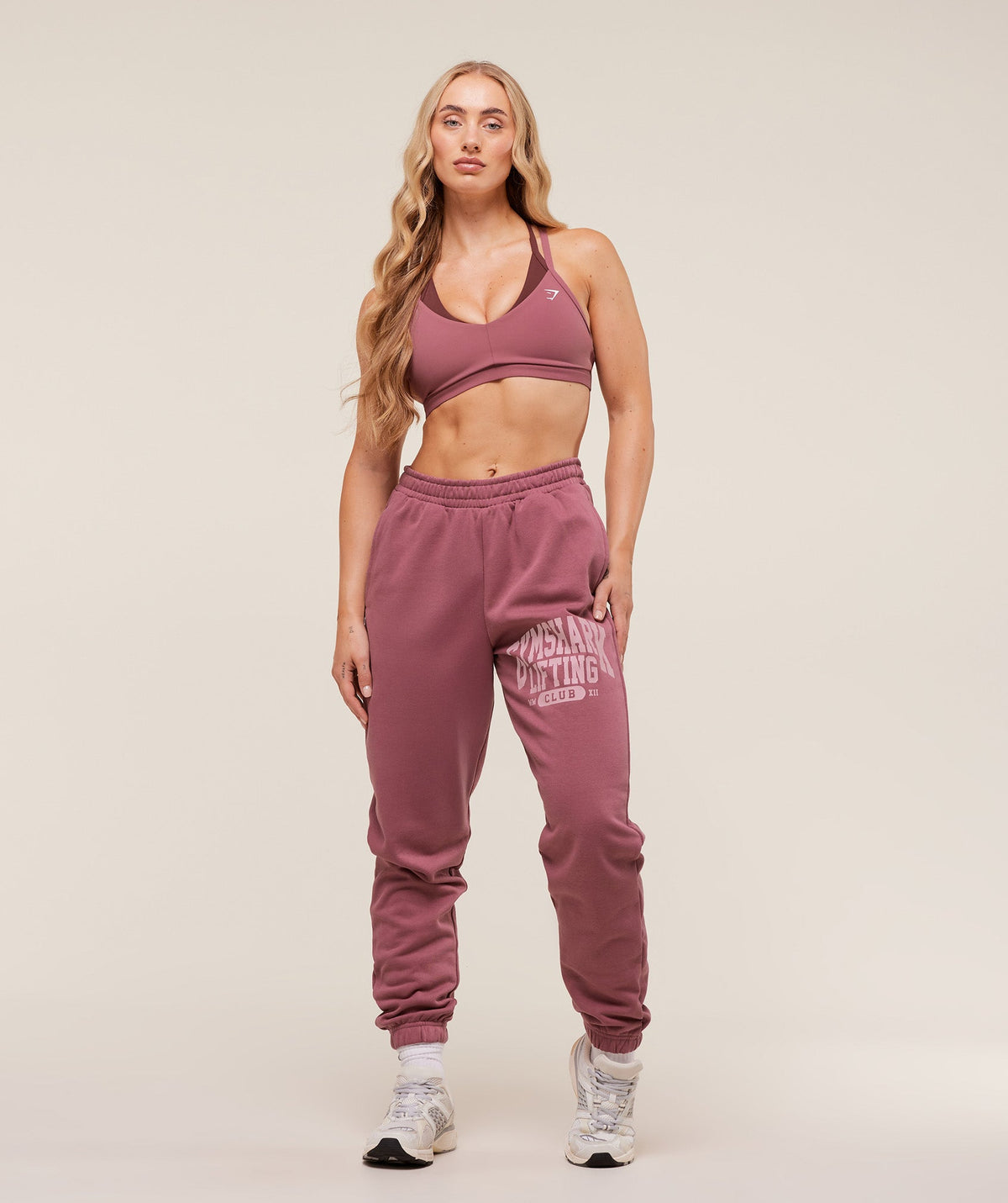 gymshark-lifting-club-graphic-joggers-pants-pink-aw25