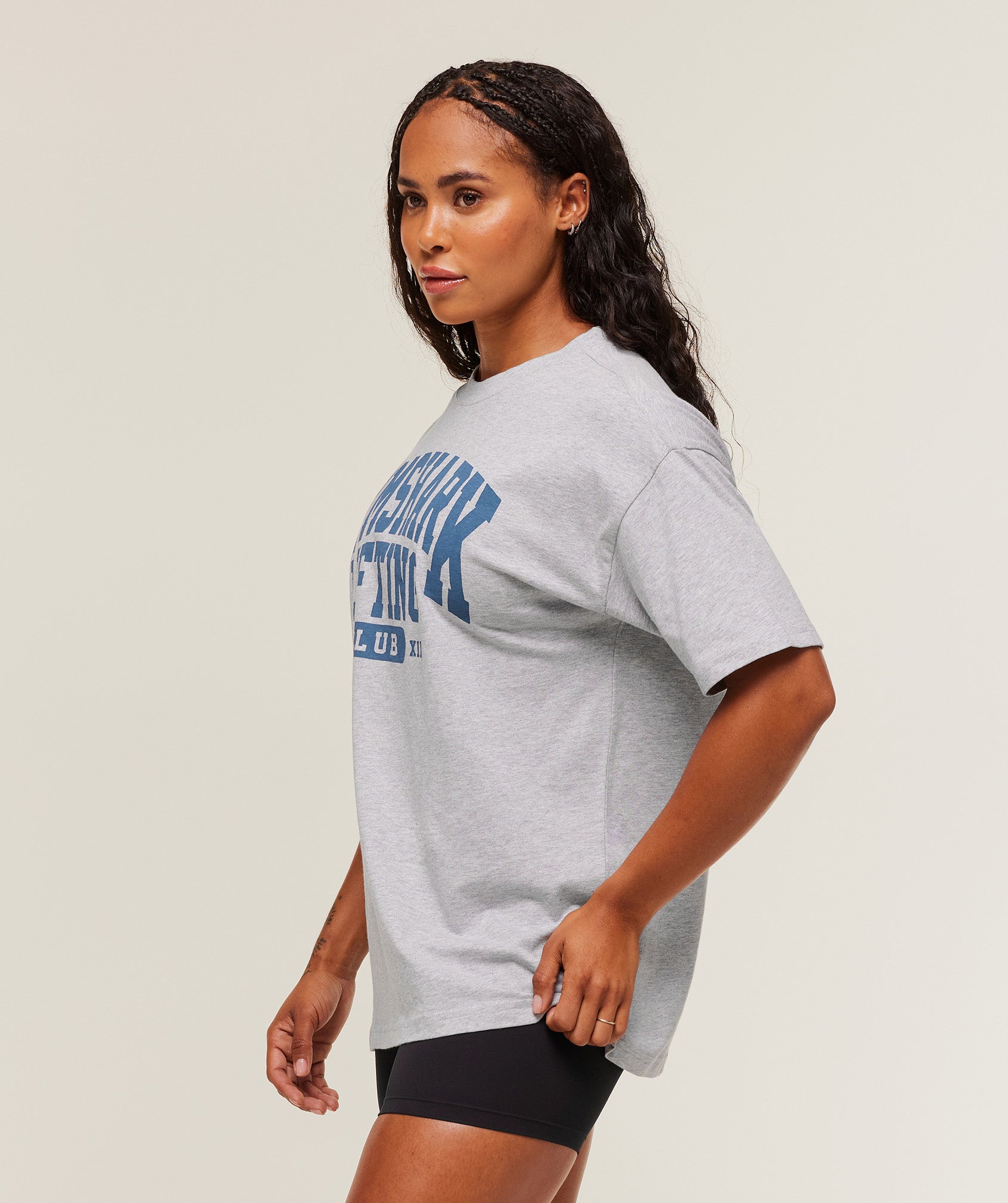 gymshark-lifting-club-graphic-oversized-t-shirt-ss-tops-grey-aw25