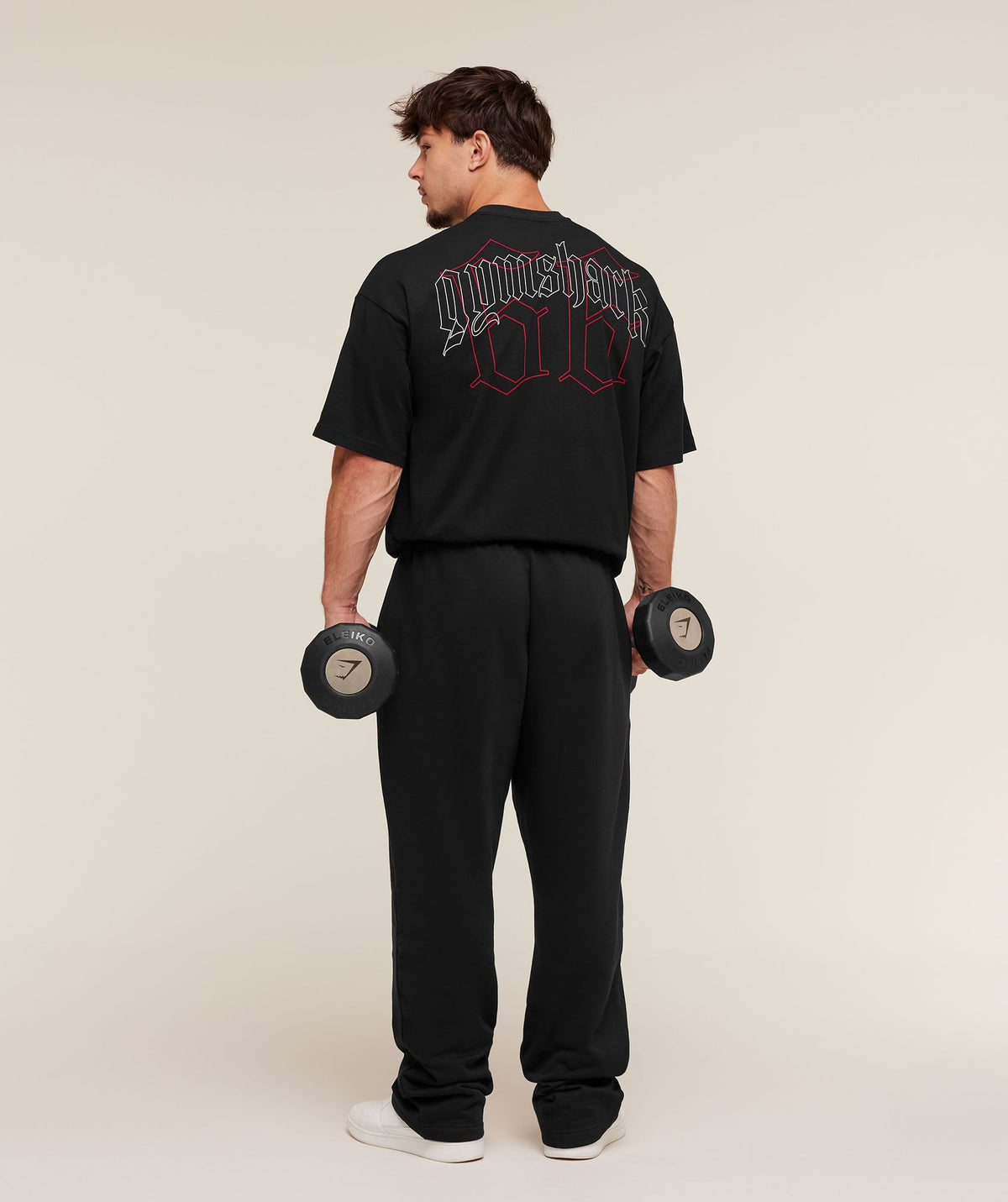 gymshark-outline-graphic-t-shirt-ss-tops-black-aw25