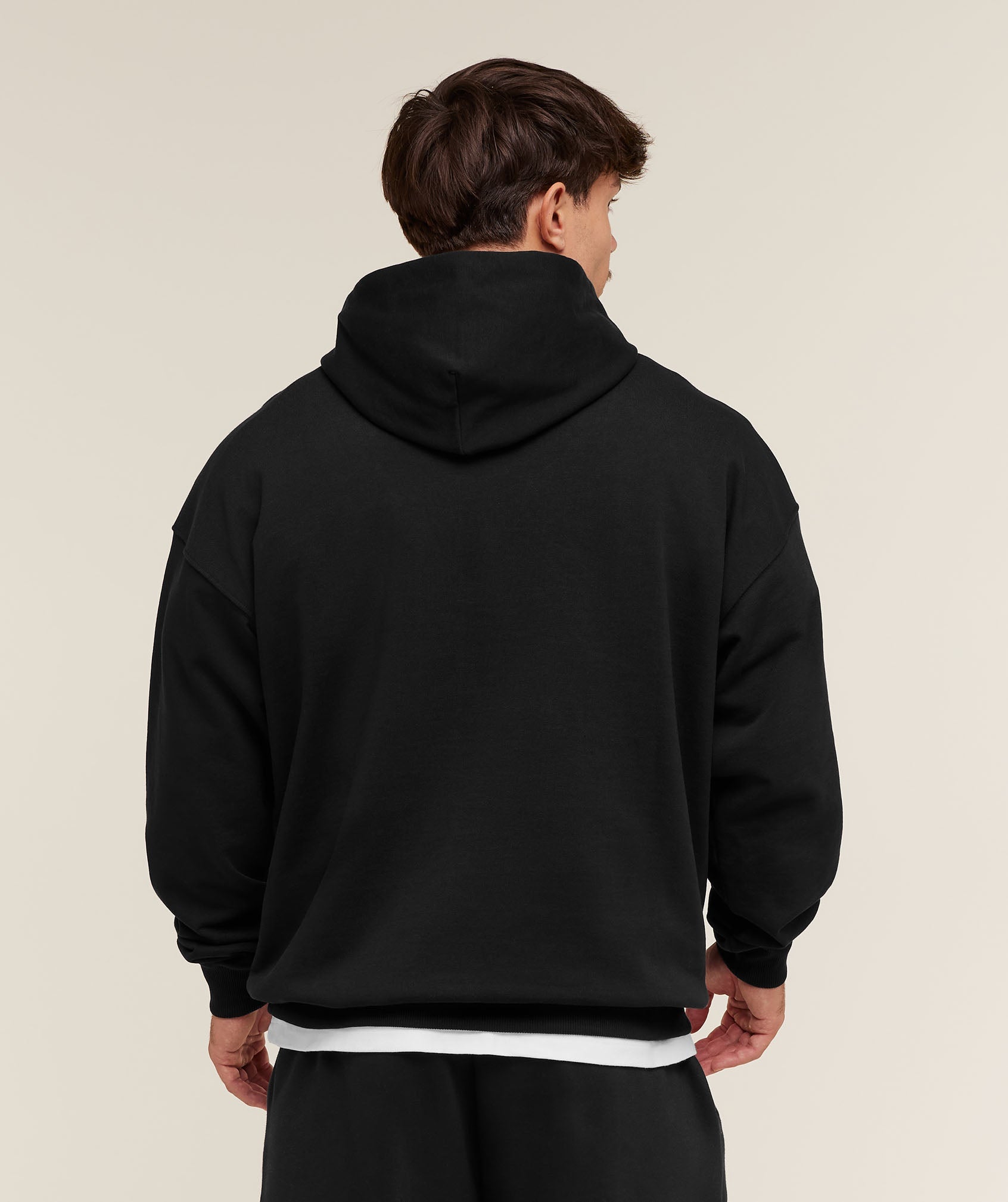 gymshark-panther-graphic-hoodie-pullovers-black-aw25