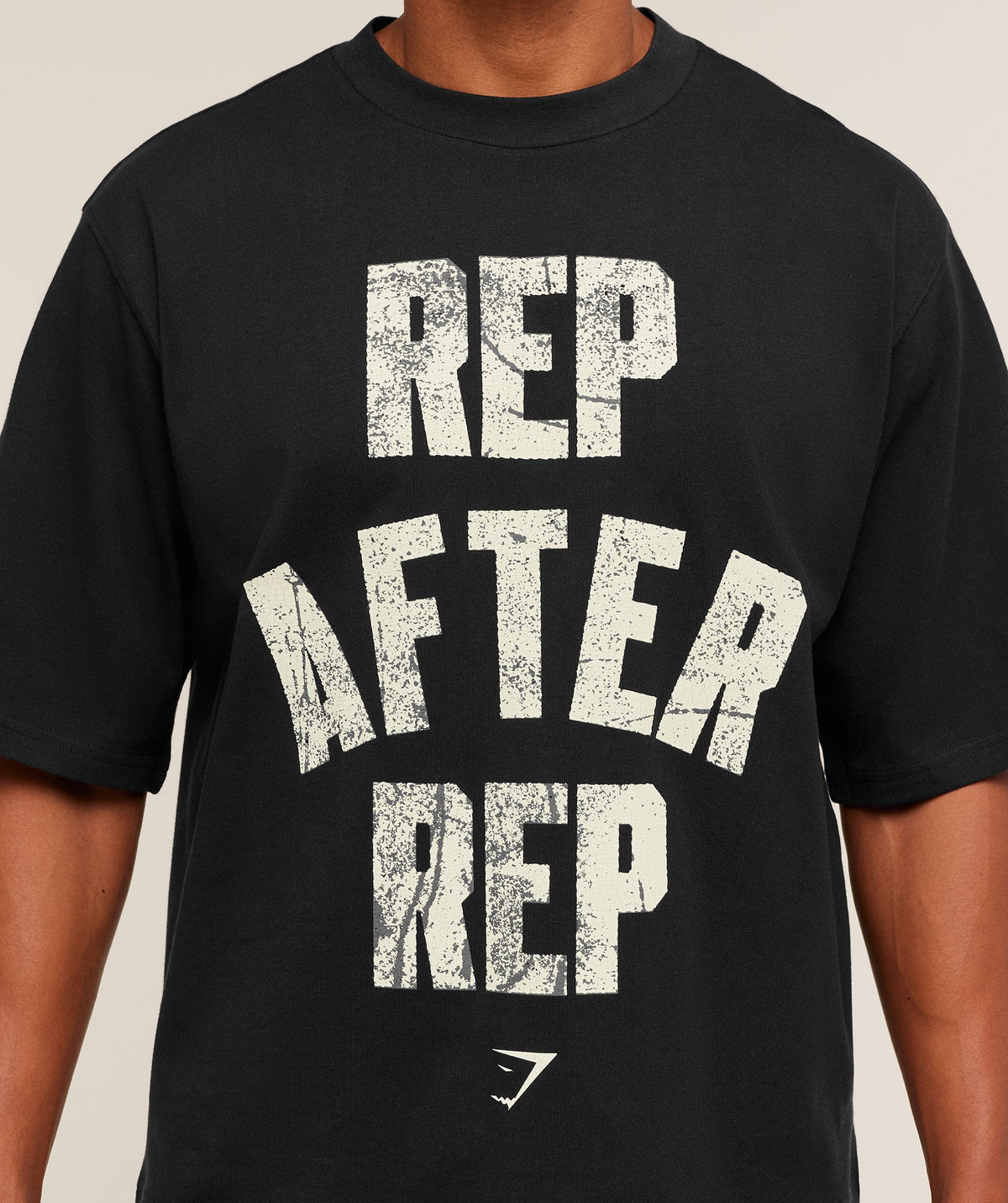 gymshark-rep-after-rep-t-shirt-ss-tops-black-aw25