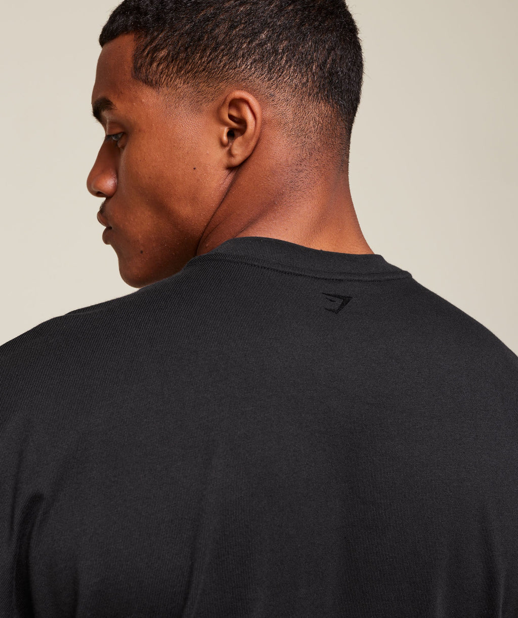 gymshark-gslc-t-shirt-ss-tops-black-ss25