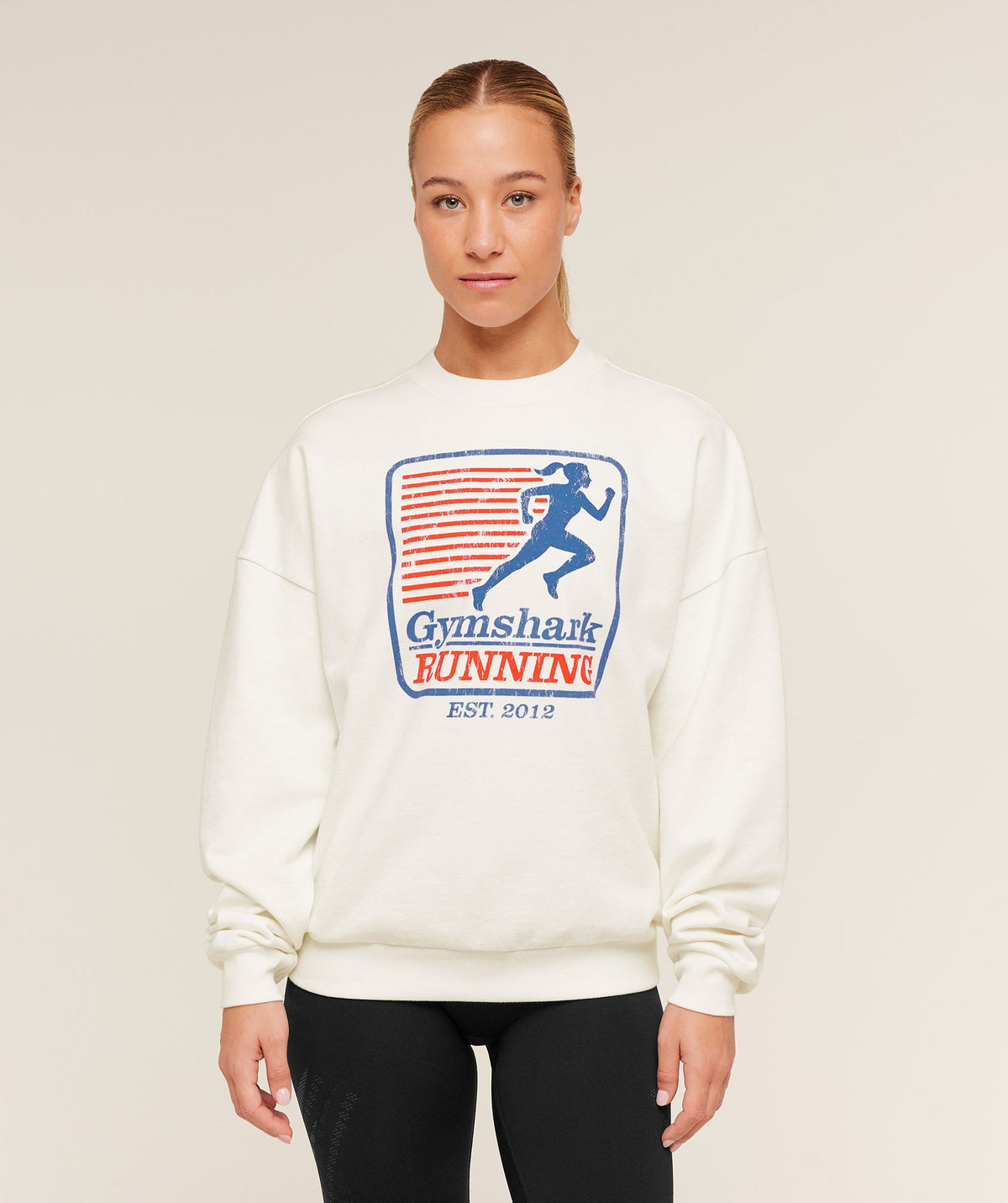 gymshark-run-club-graphic-sweatshirt-pullovers-white-ss26