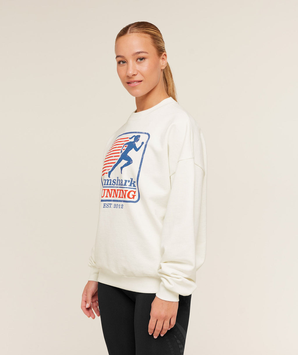 gymshark-run-club-graphic-sweatshirt-pullovers-white-ss26
