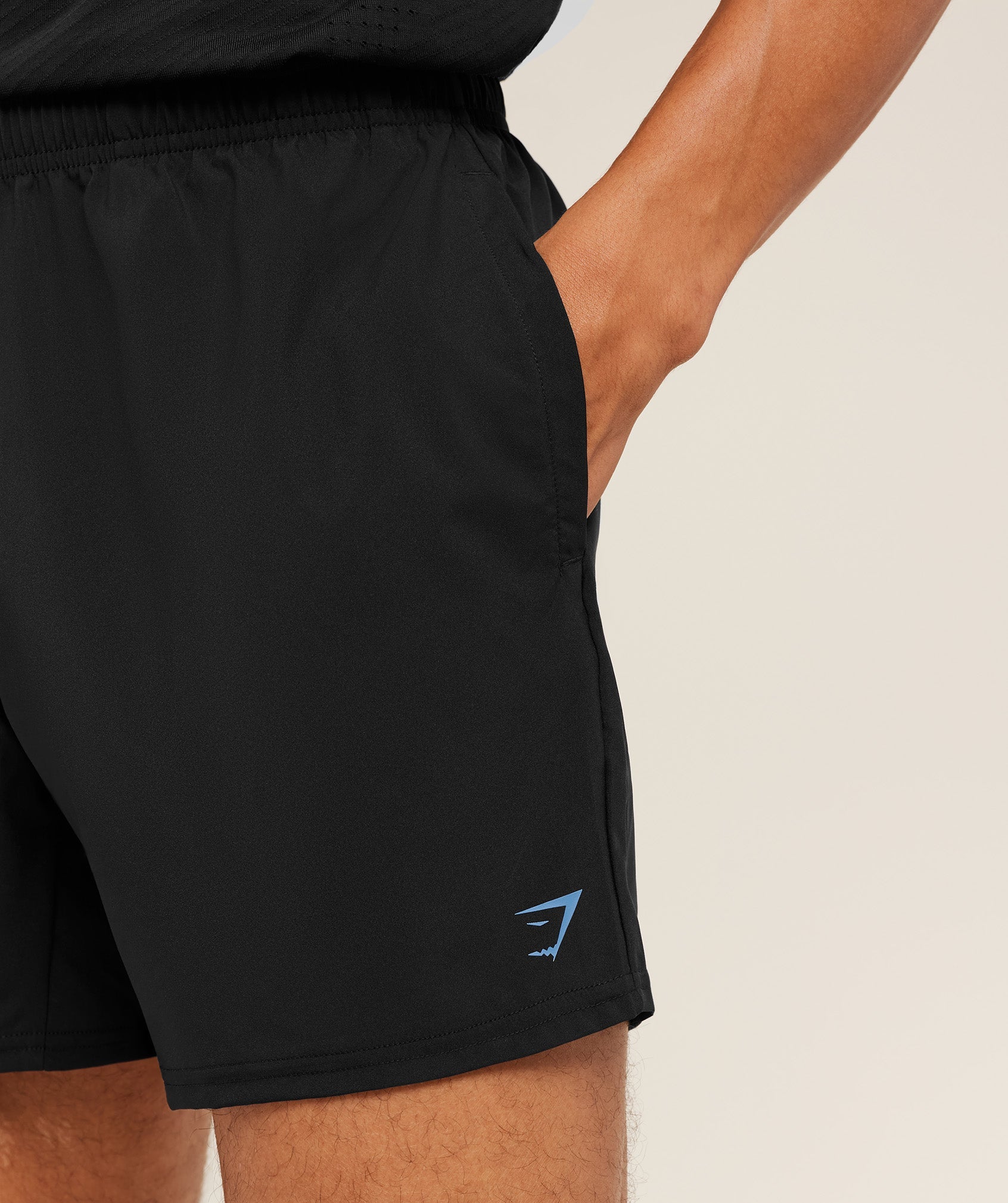 gymshark-run-club-graphic-short-shorts-black-ss26