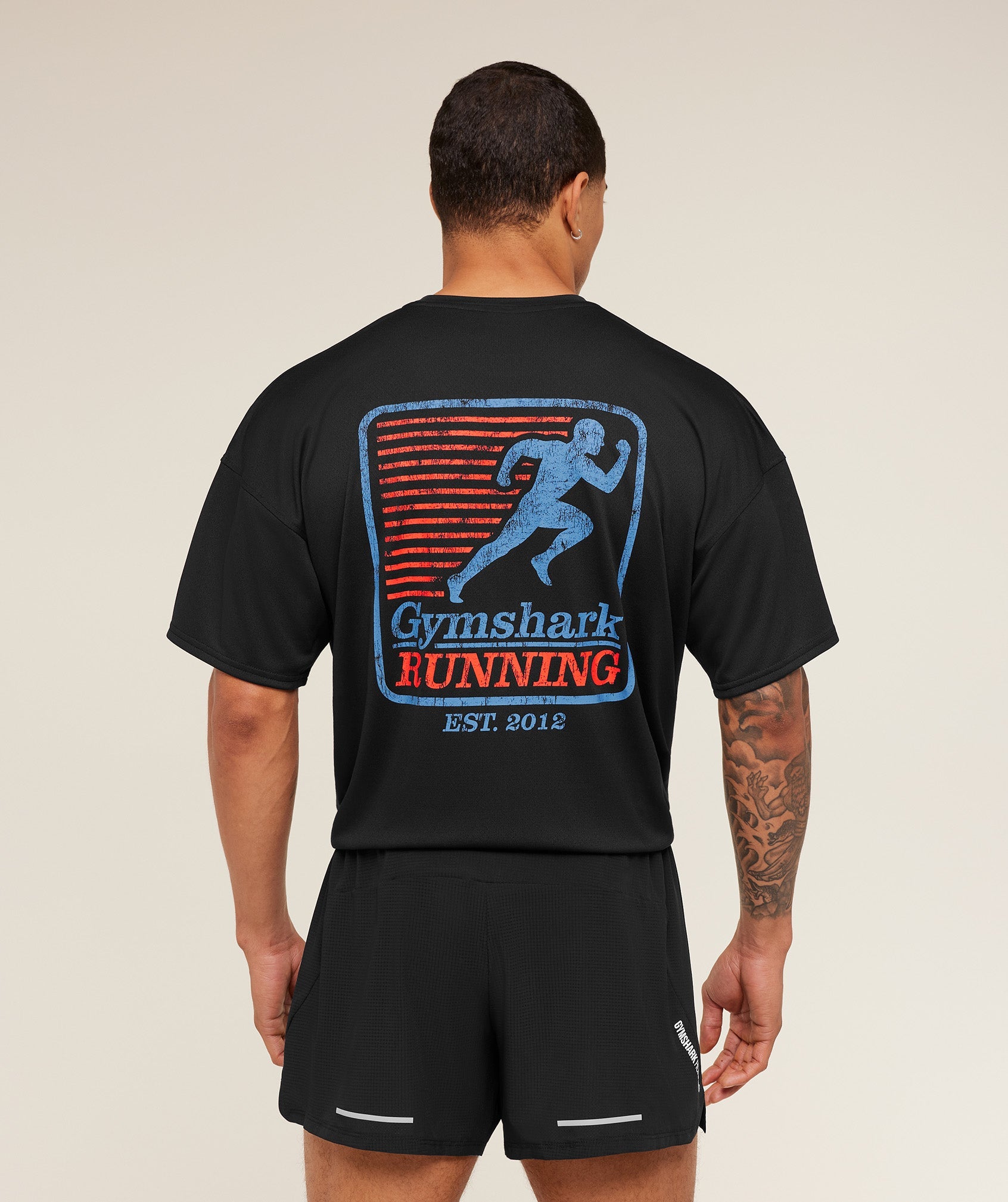 gymshark-run-club-graphic-t-shirt-ss-tops