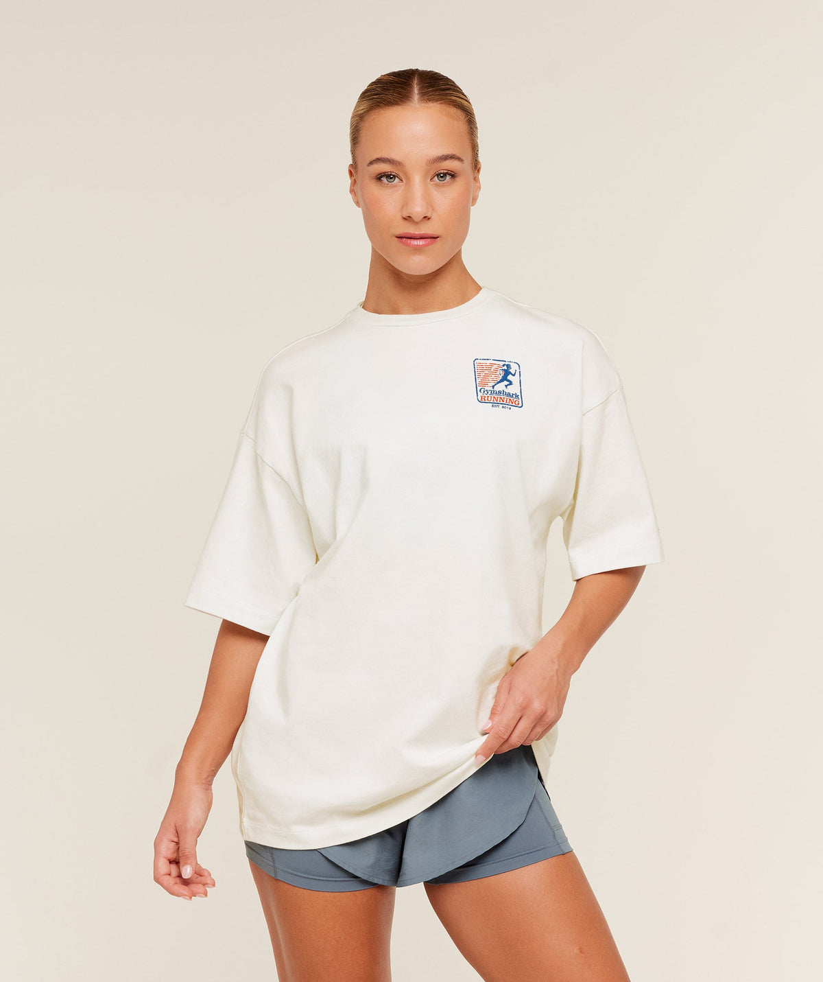 gymshark-run-club-graphic-short-sleeve-t-shirt-ss-tops-white-ss26