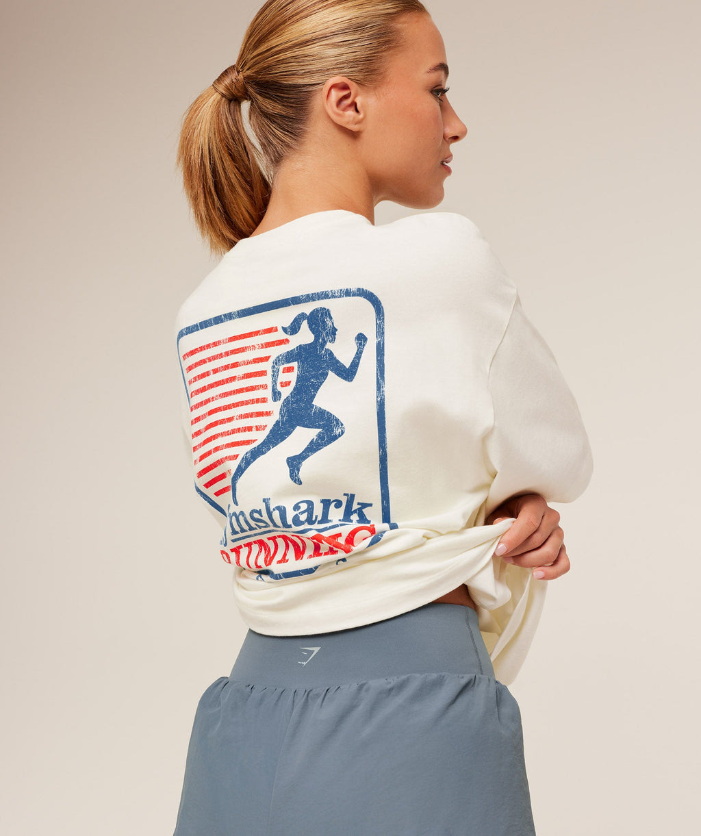 gymshark-run-club-graphic-short-sleeve-t-shirt-ss-tops-white-ss26