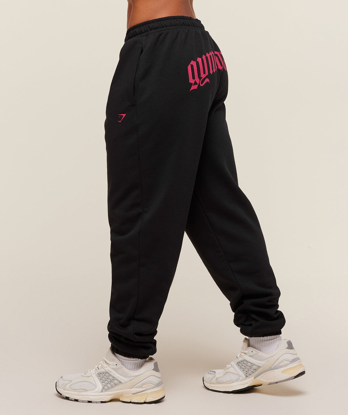 gymshark-strength-department-joggers-pants-black-aw25
