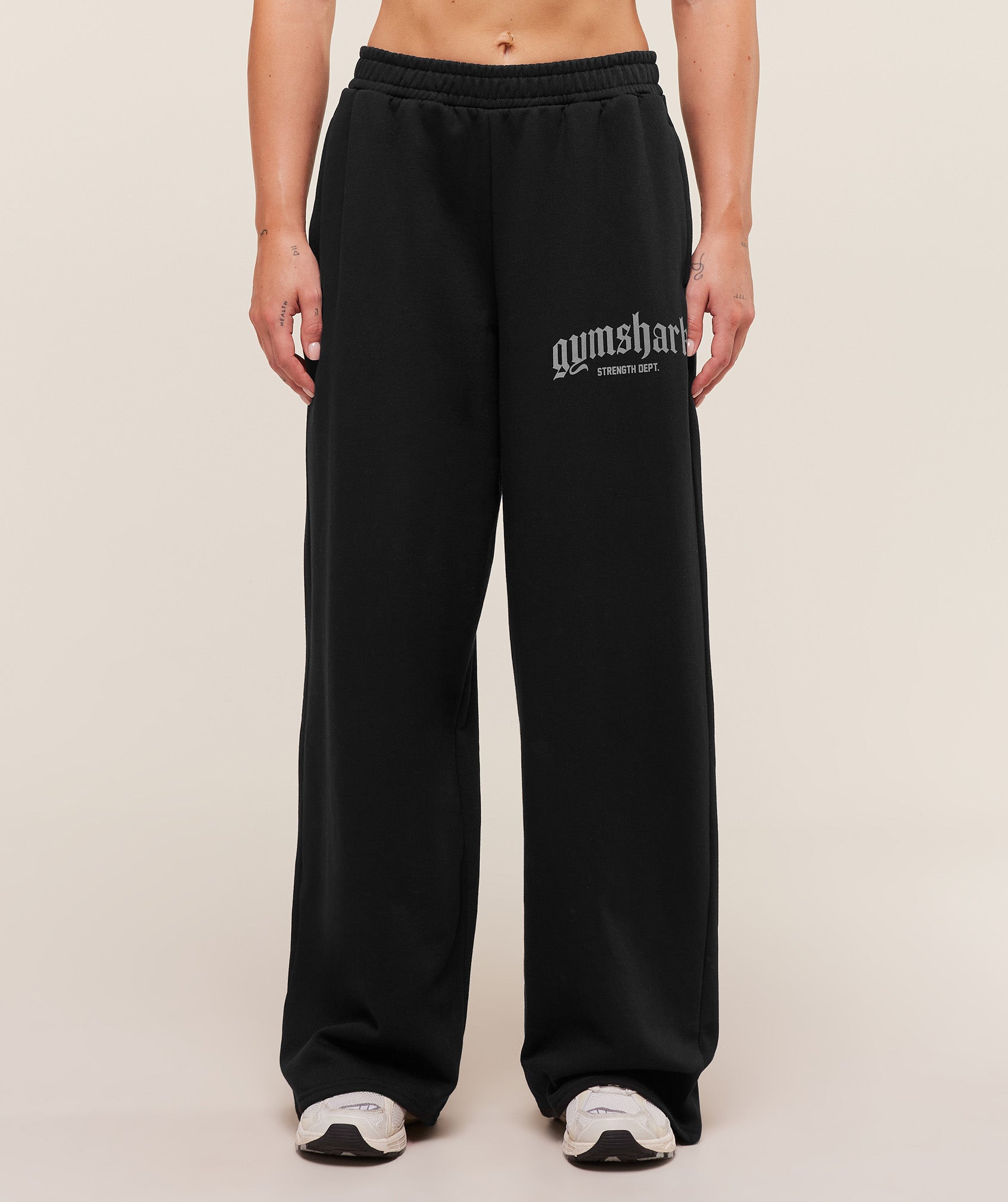 gymshark-strength-department-wide-leg-joggers-pants-black-aw25