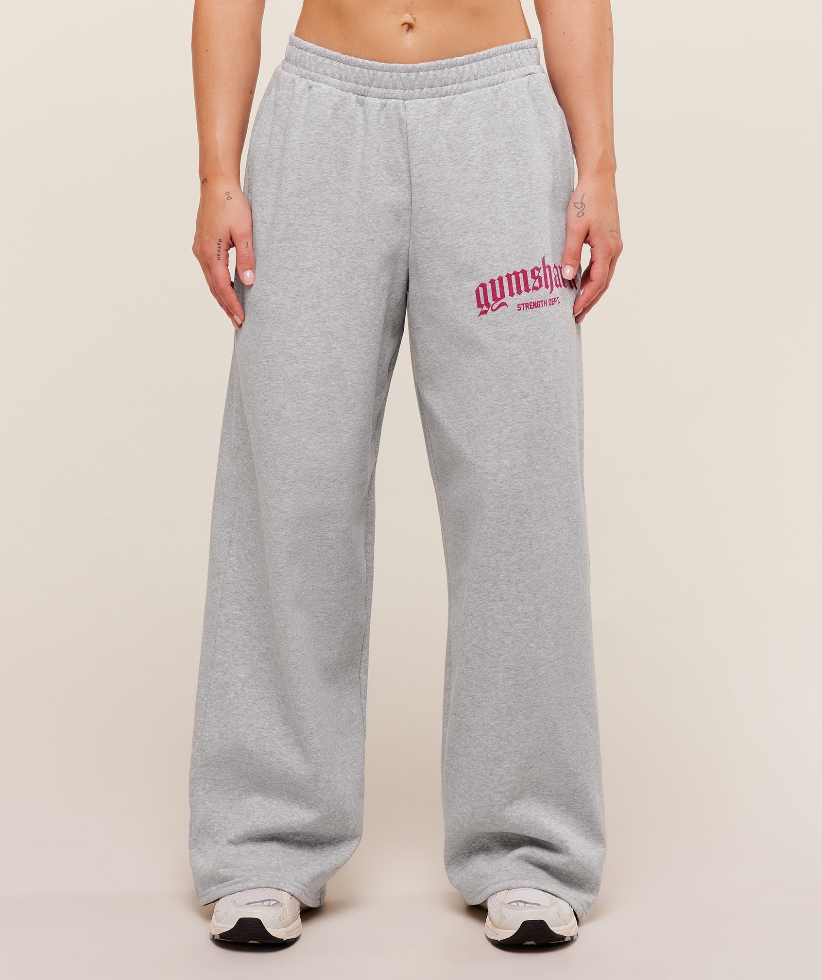 gymshark-strength-department-wide-leg-joggers-pants-grey-aw25