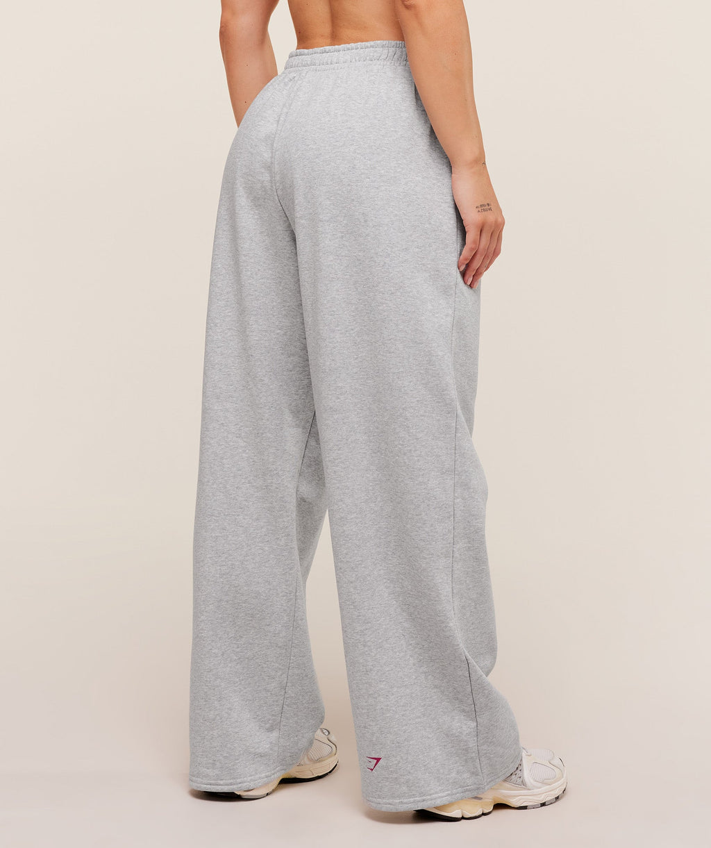 gymshark-strength-department-wide-leg-joggers-pants-grey-aw25
