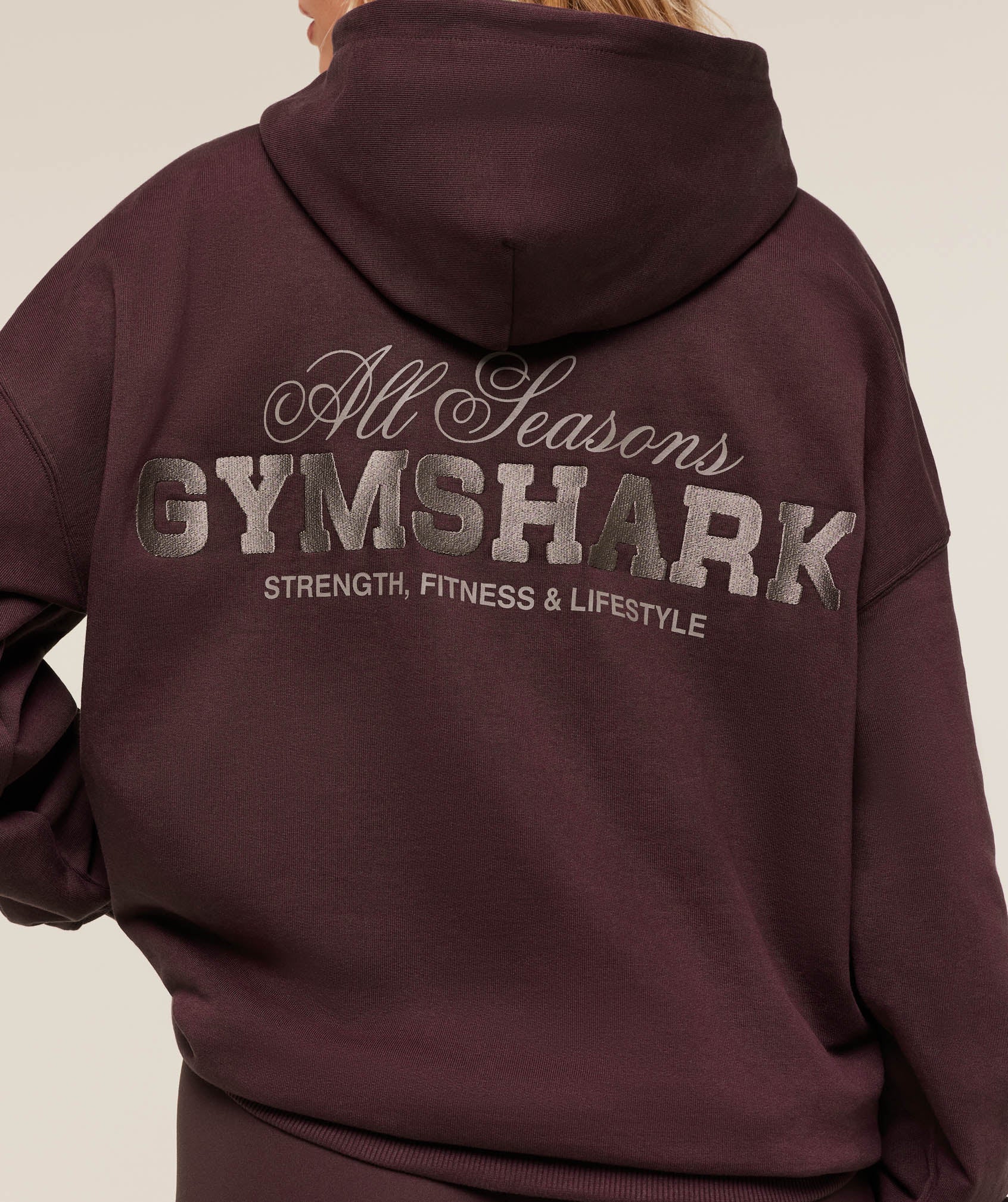 gymshark-all-seasons-graphic-hoodie-pullovers-1