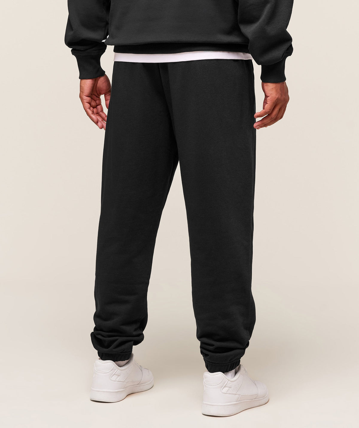 gymshark-worn-graphic-jogger-pants-black-aw25