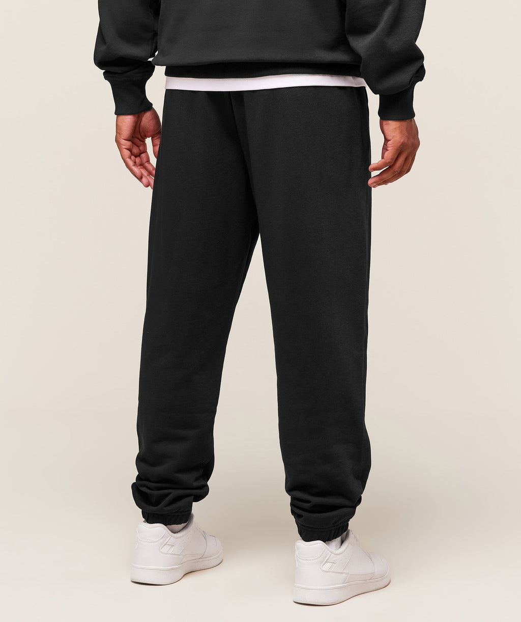 gymshark-worn-graphic-jogger-pants-black-aw25