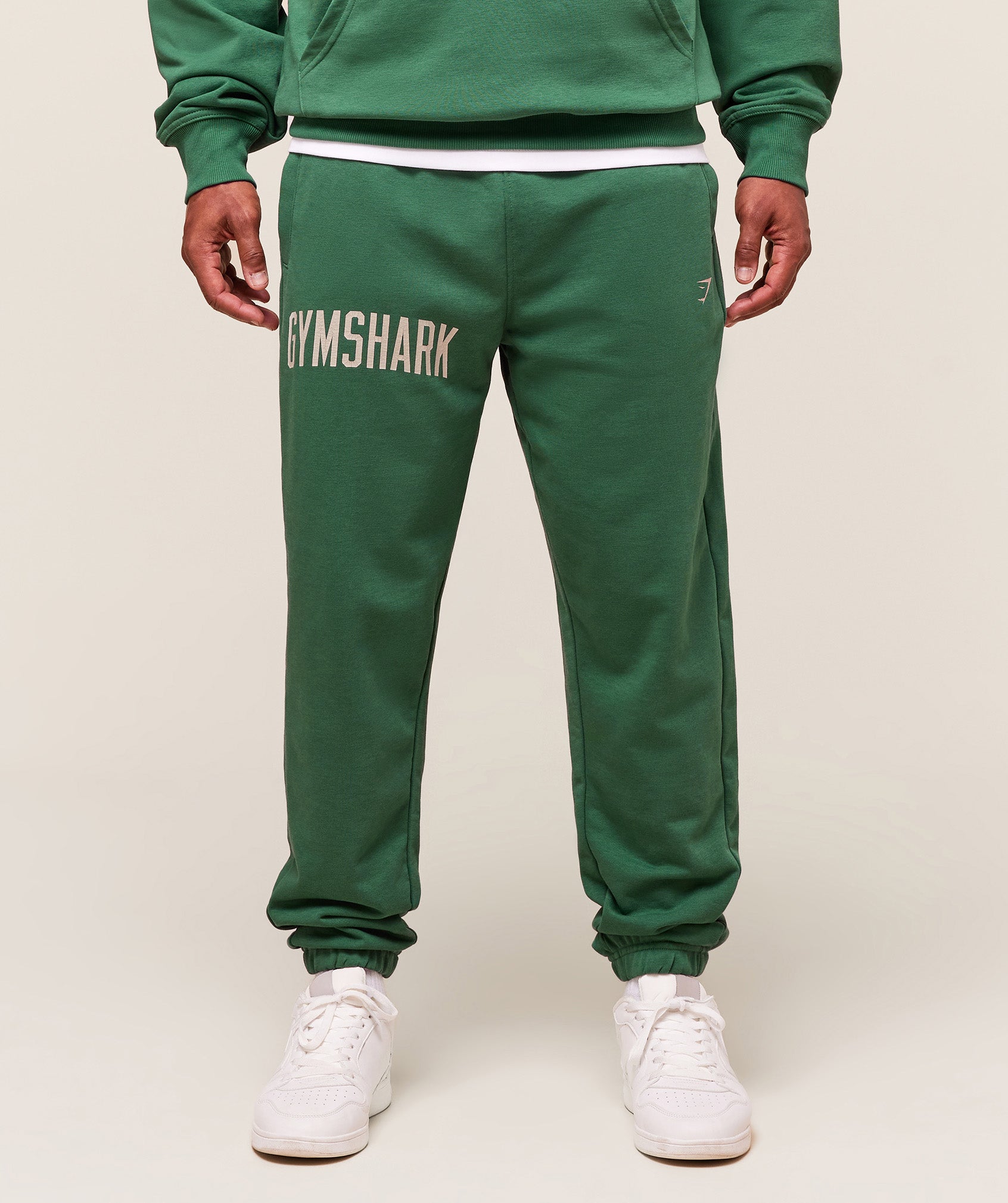 gymshark-worn-graphic-jogger-pants-green-aw25