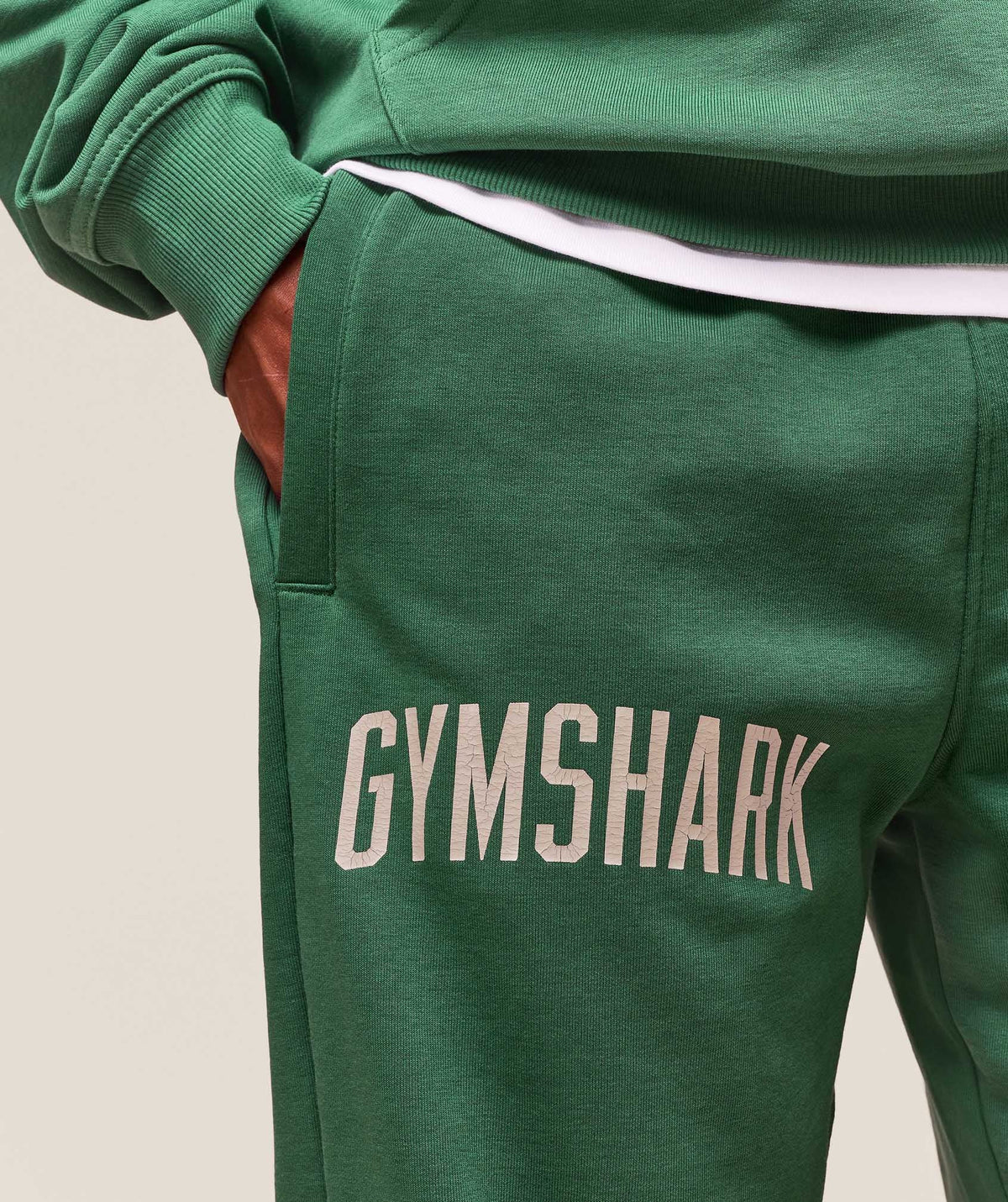 gymshark-worn-graphic-jogger-pants-green-aw25