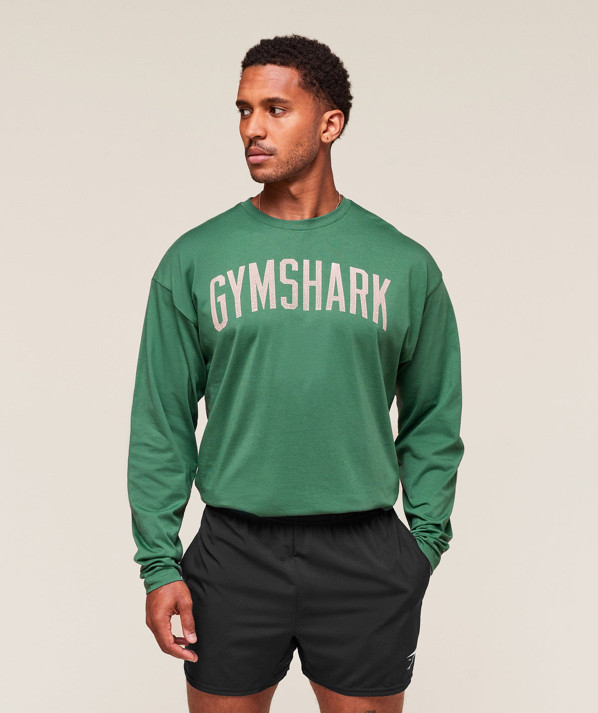 gymshark-worn-graphic-long-sleeve-t-shirt-ls-tops-green-aw25