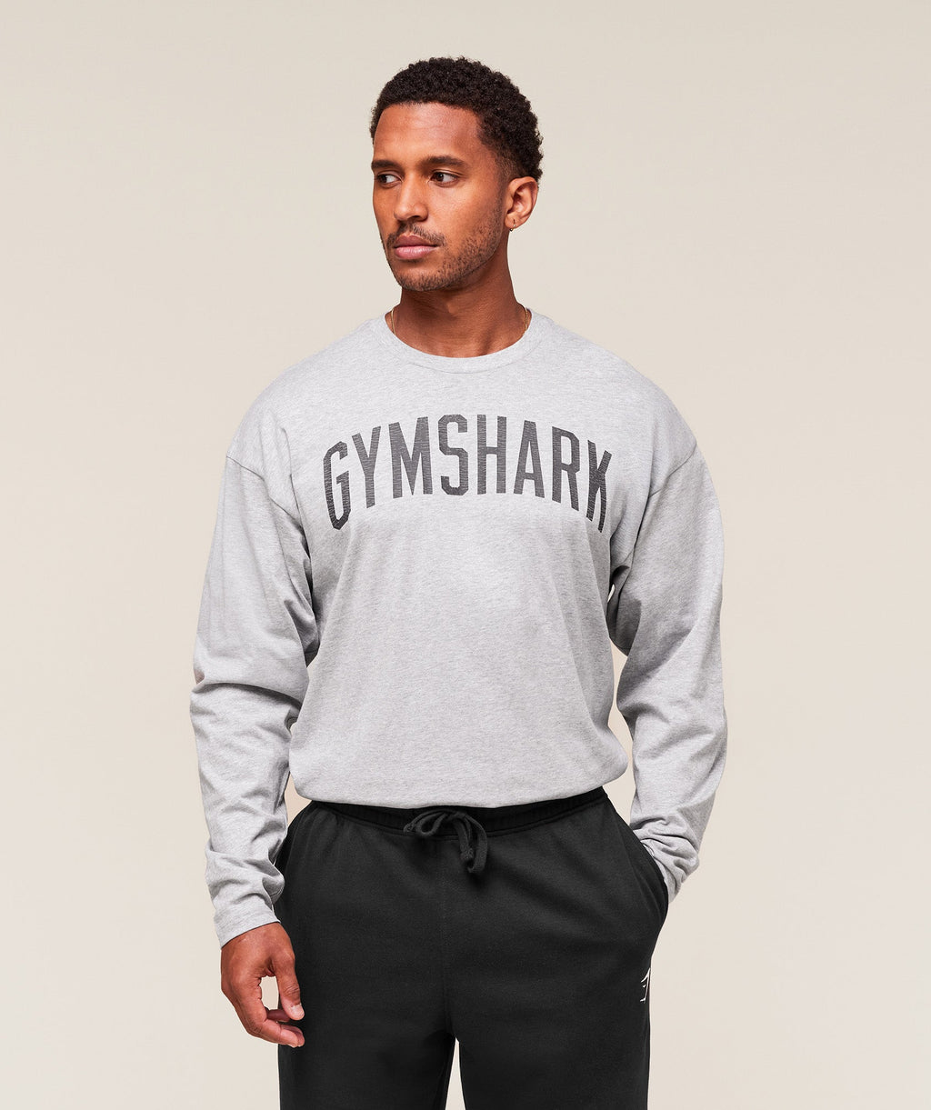 gymshark-worn-graphic-long-sleeve-t-shirt-ls-tops-grey-aw25