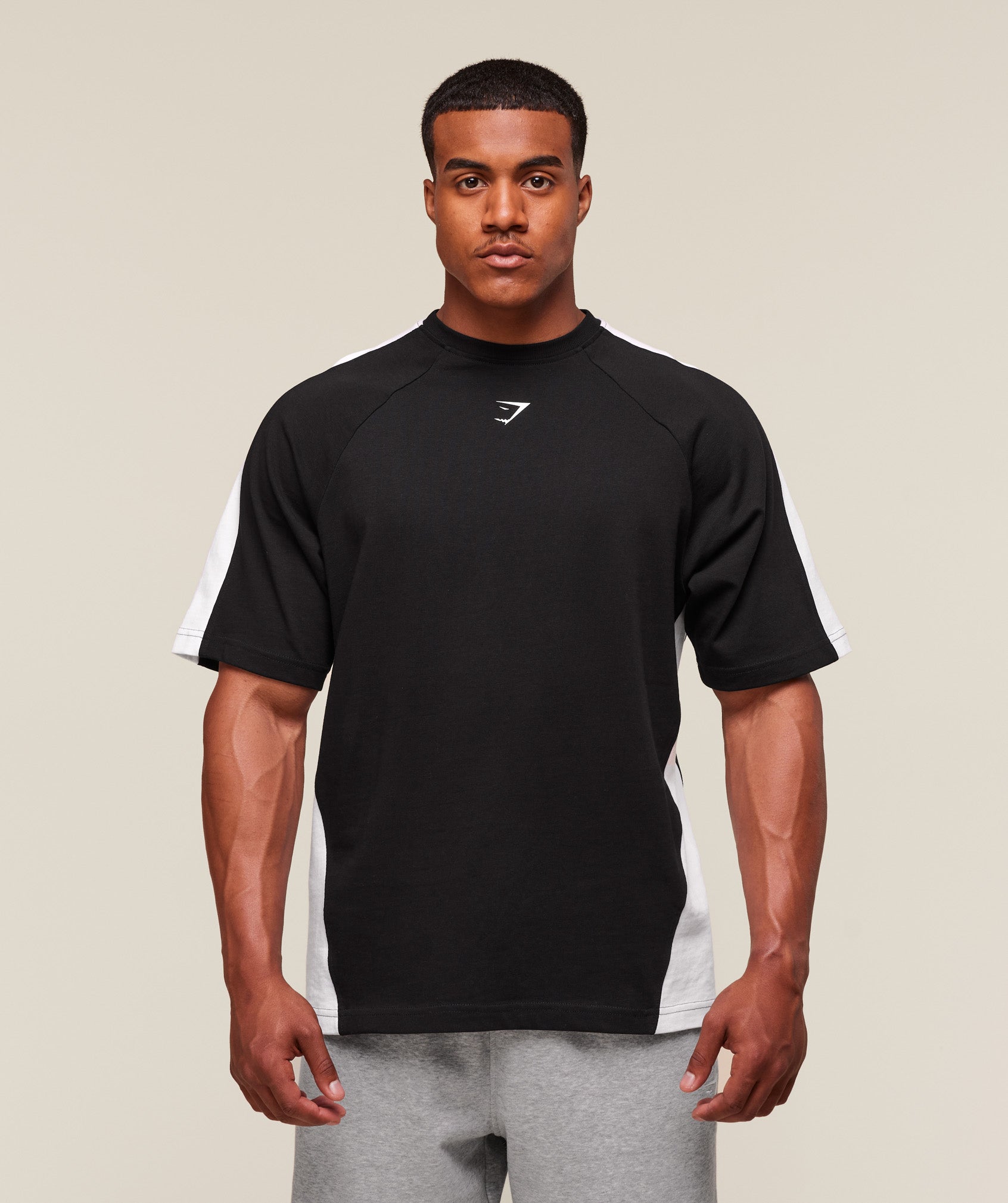 gymshark-collegiate-66-t-shirt-ss-tops-black-ss25