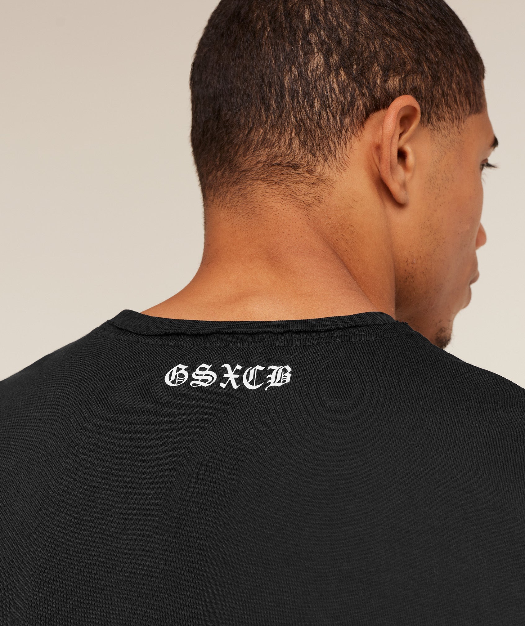 gymshark-gs-x-carlos-cut-off-tee-ss-tops-black-ss26
