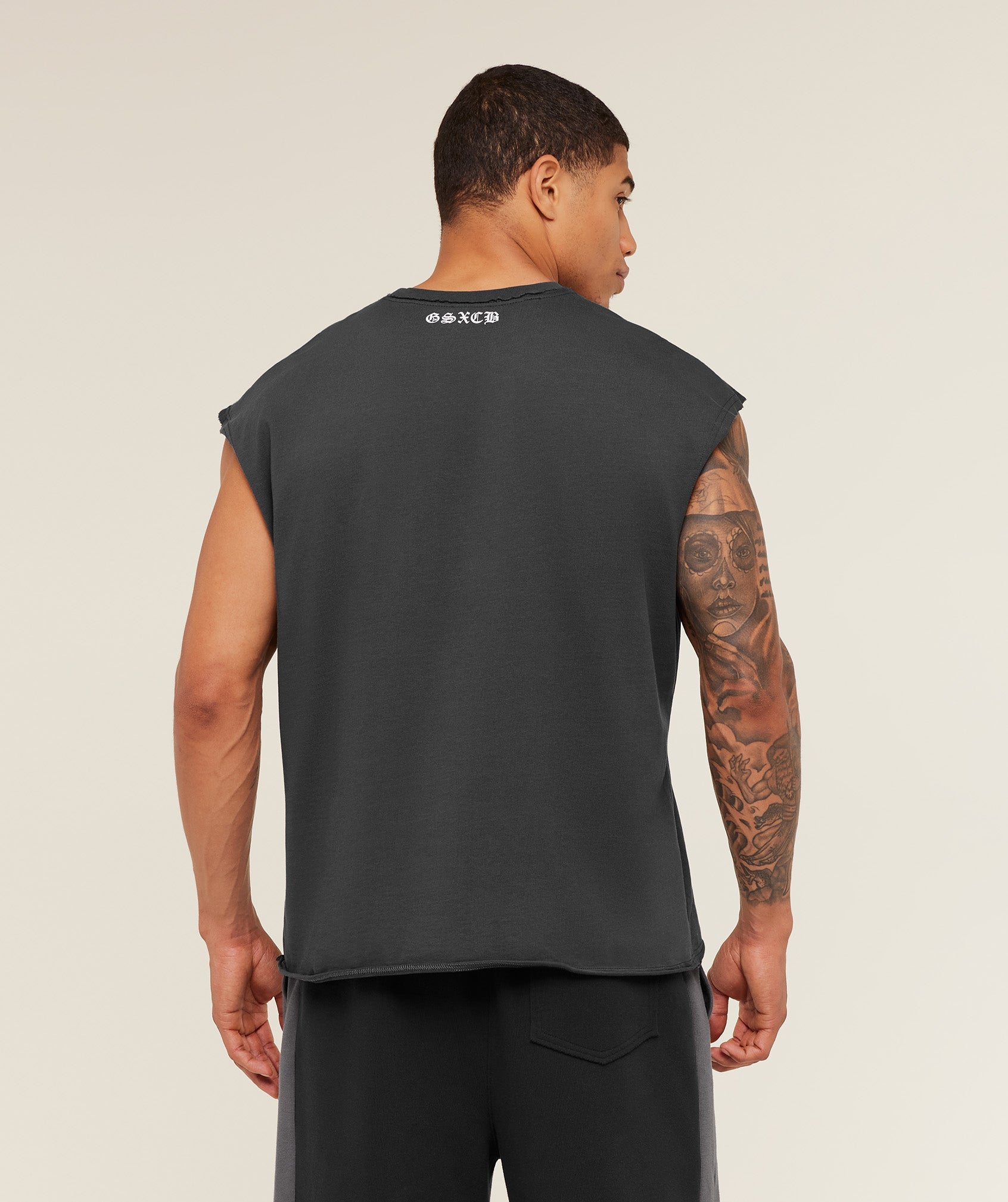 gymshark-gs-x-carlos-cut-off-tee-ss-tops-grey-ss26