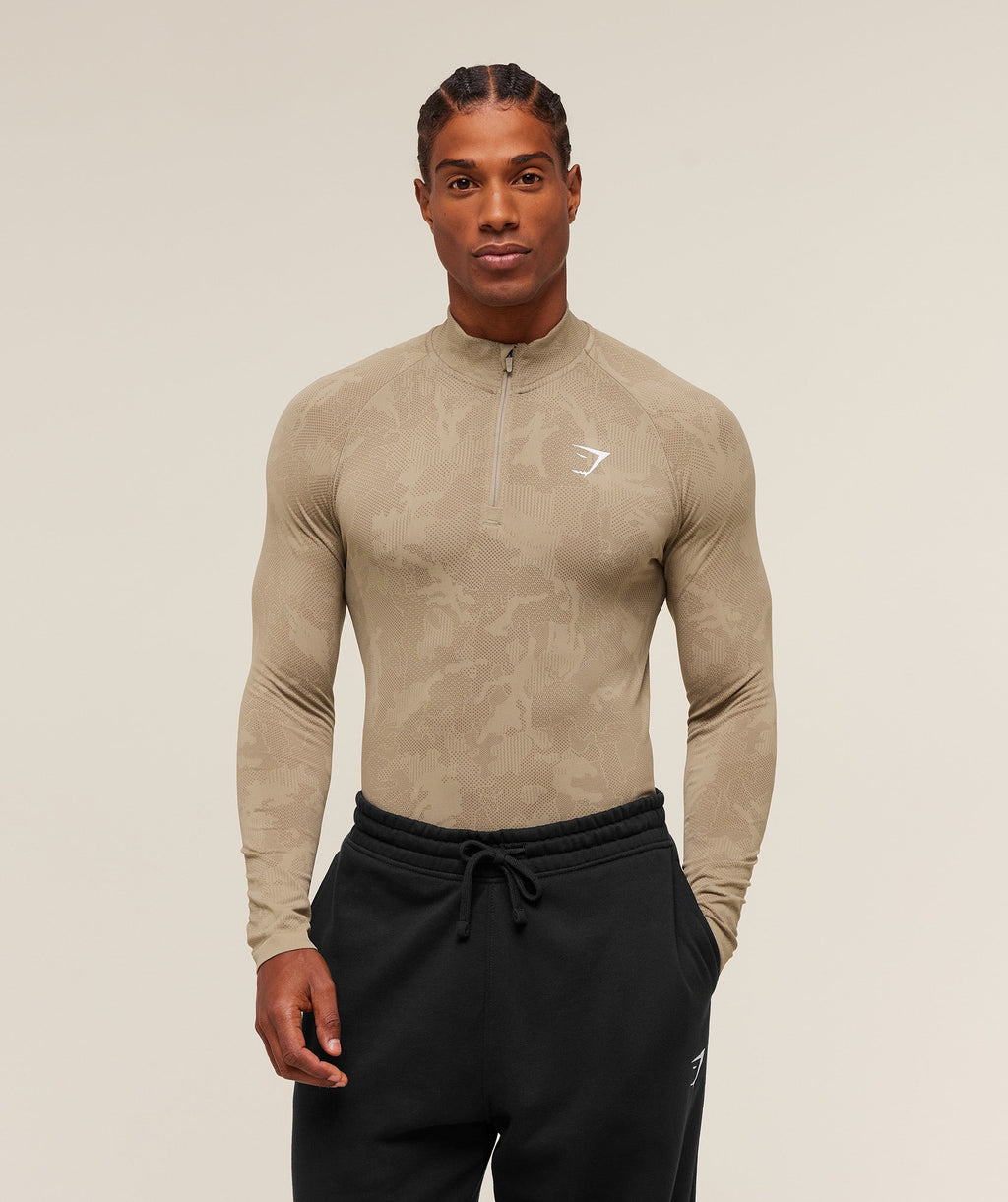 gymshark-geo-seamless-1-4-zip-pullovers-brown-aw25-1