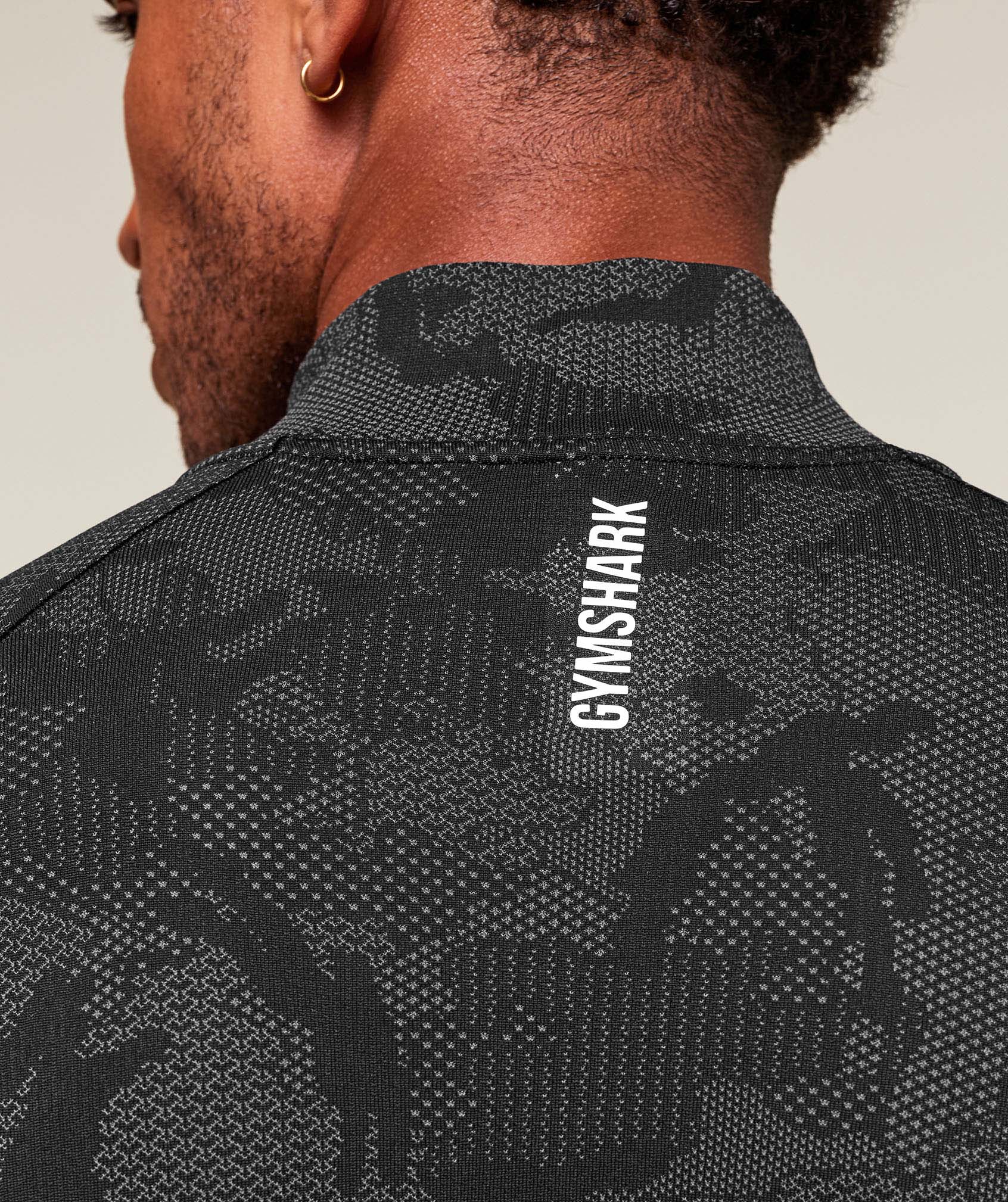 gymshark-geo-seamless-1-4-zip-pullovers-black-ss25