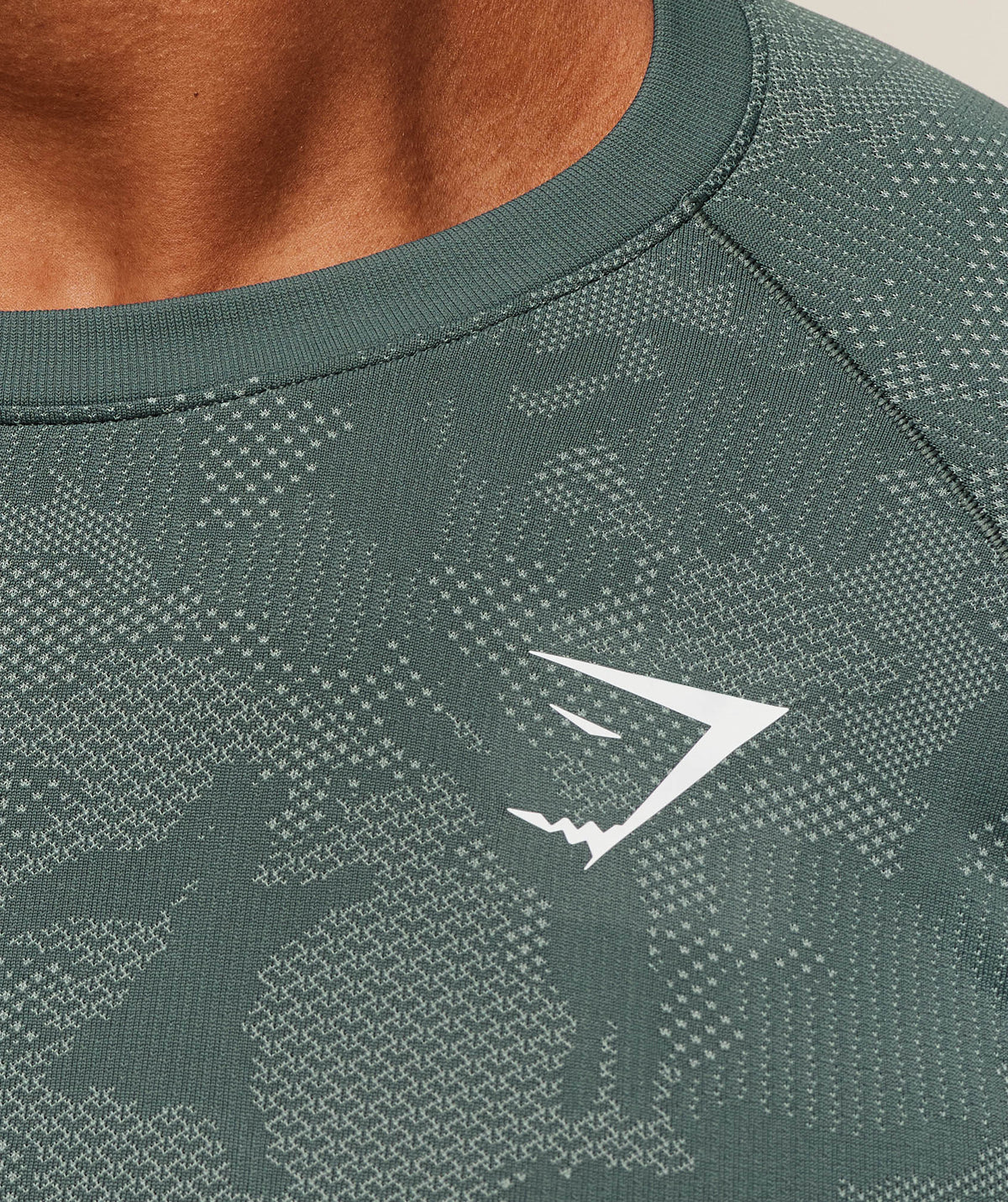 gymshark-geo-seamless-long-sleeve-t-shirt-ls-tops-teal-aw25