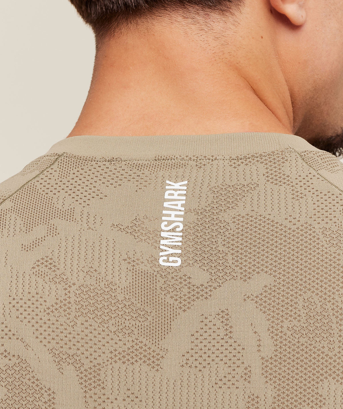 gymshark-geo-seamless-t-shirt-ss-tops-brown-aw25-1