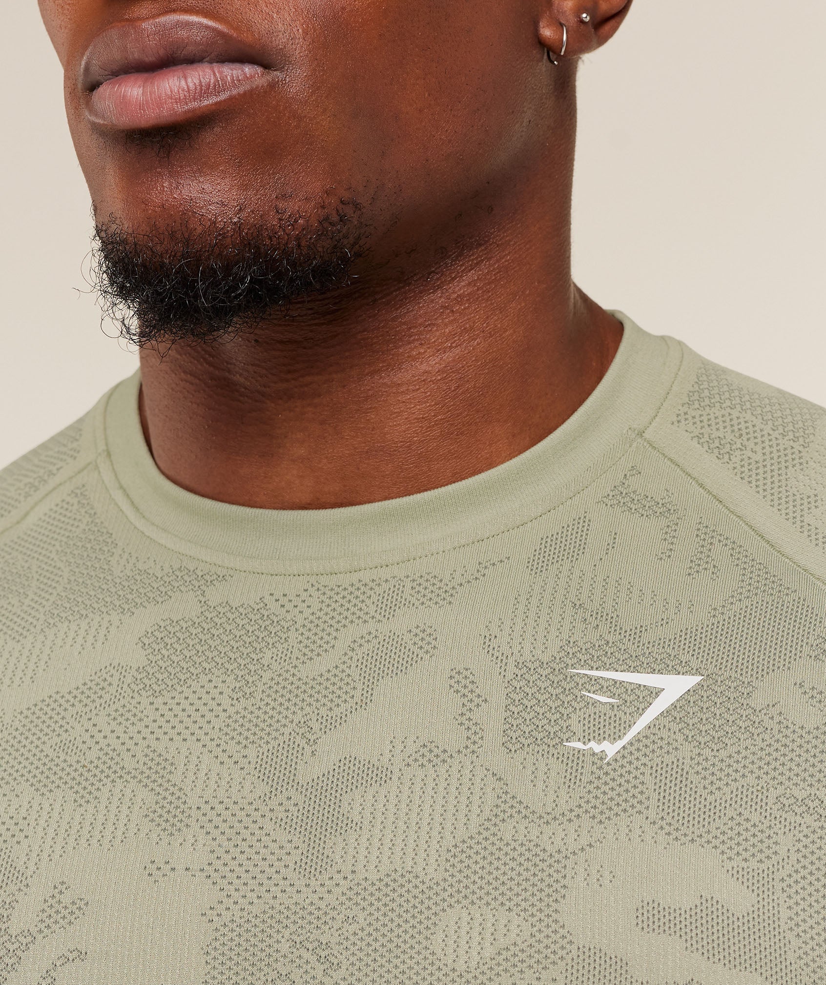 gymshark-geo-seamless-t-shirt-ss-tops-green-ss26