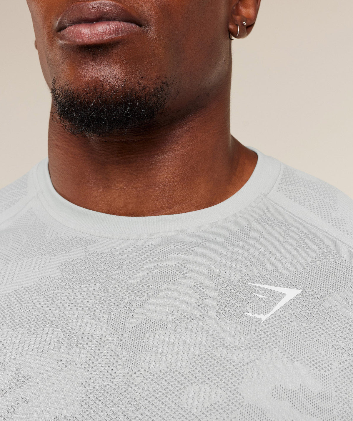 gymshark-geo-seamless-t-shirt-ss-tops-grey-ss26