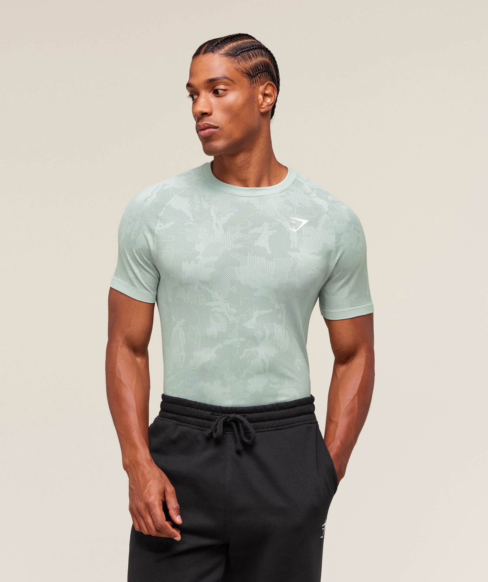 gymshark-geo-seamless-t-shirt-morning-blue-celeste-blue-ss25