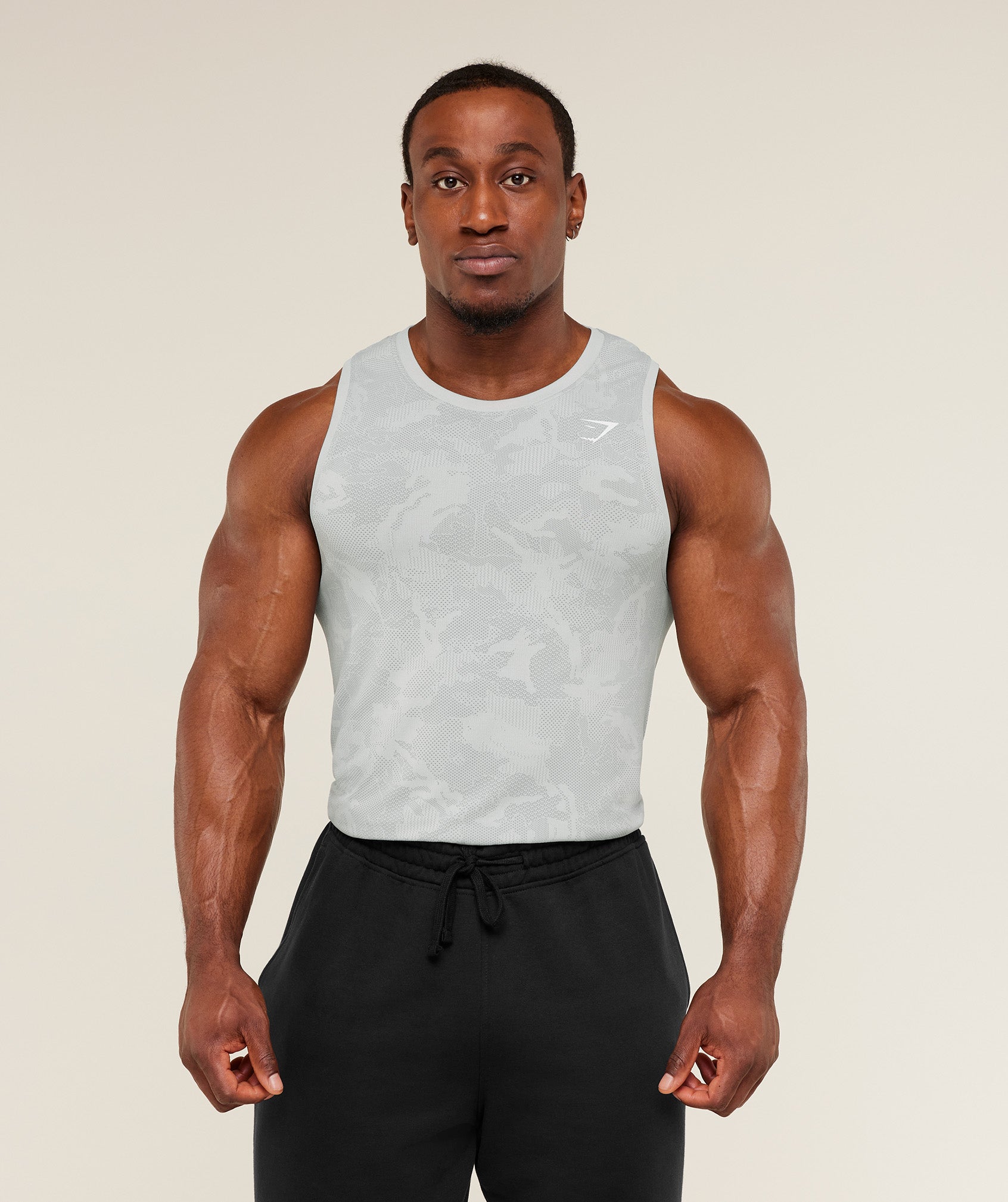 gymshark-geo-seamless-tank-sleeveless-tops-grey-ss26