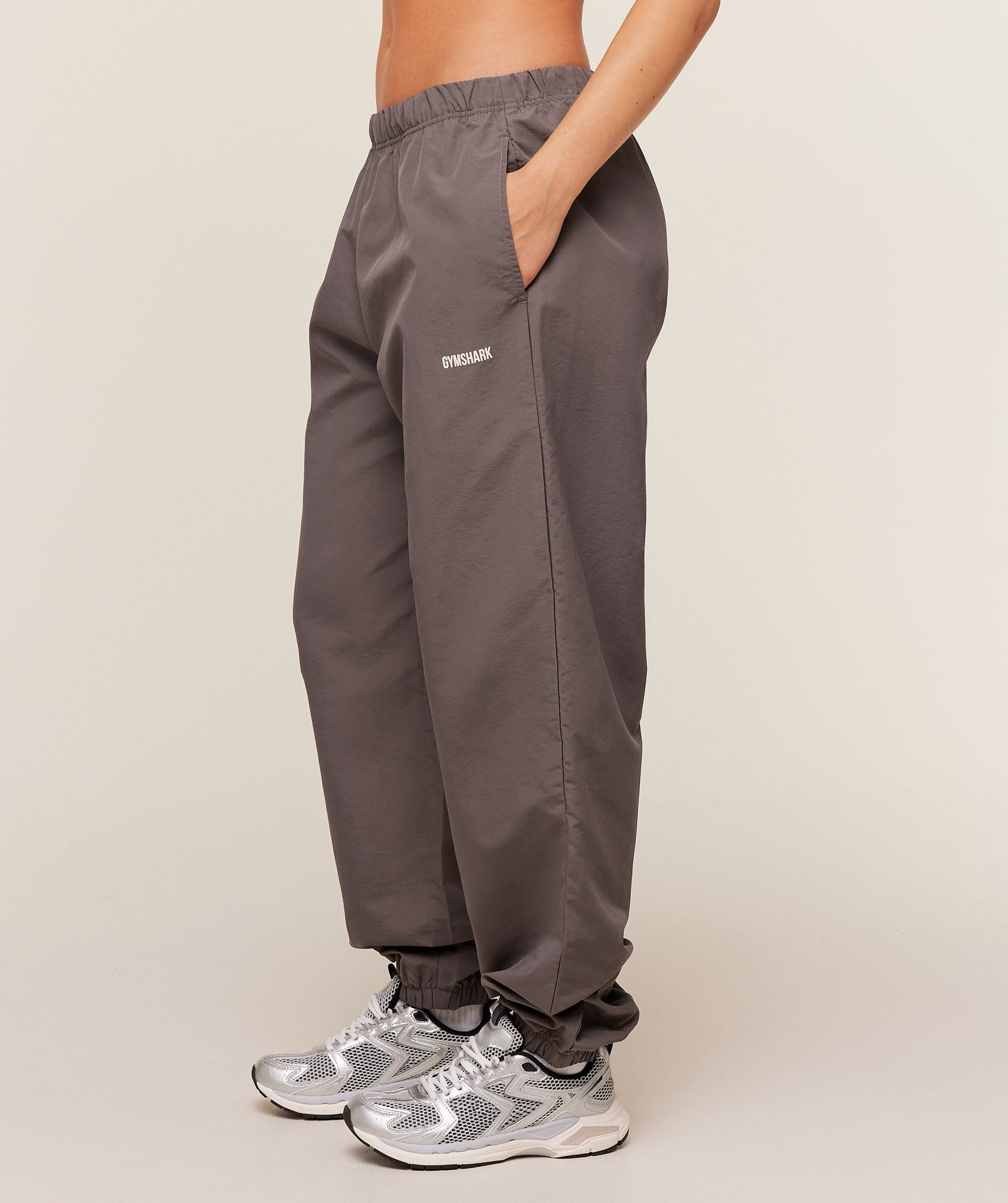 gymshark-woven-track-pant-pants