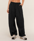 gymshark-weekend-lifestyle-parachute-pant-pants