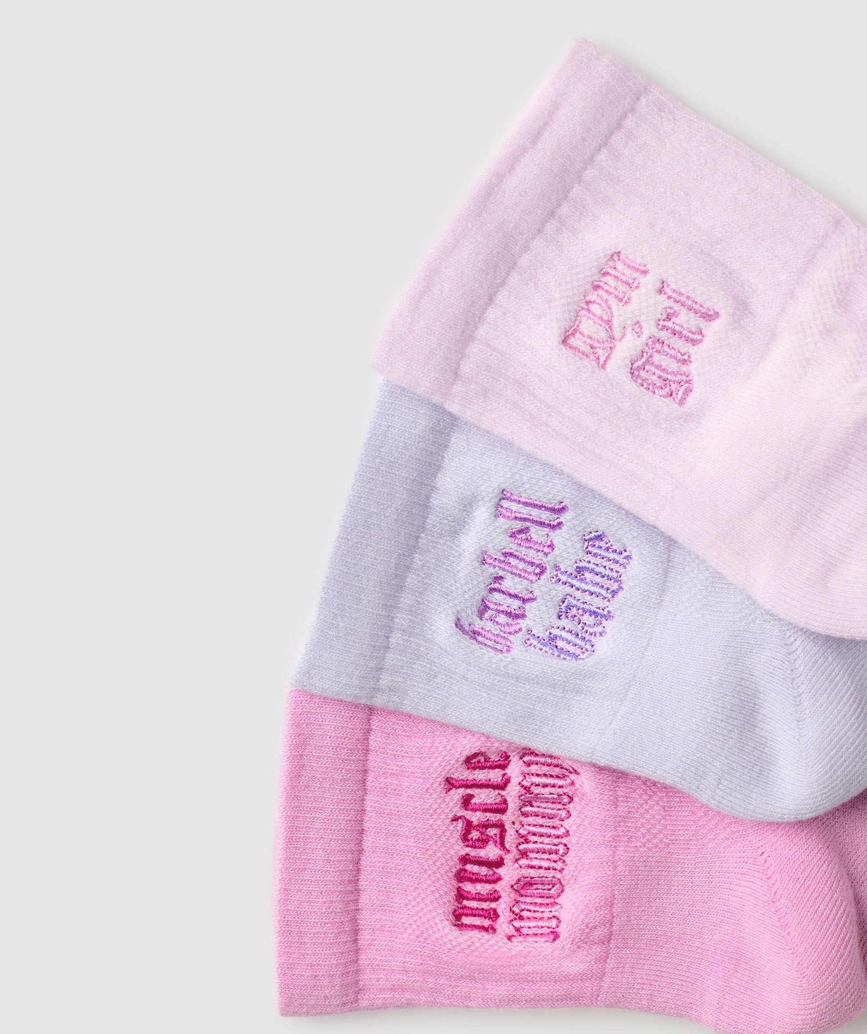 gymshark-gym-babes-midi-sock-3pk-socks-pink-ss25-1