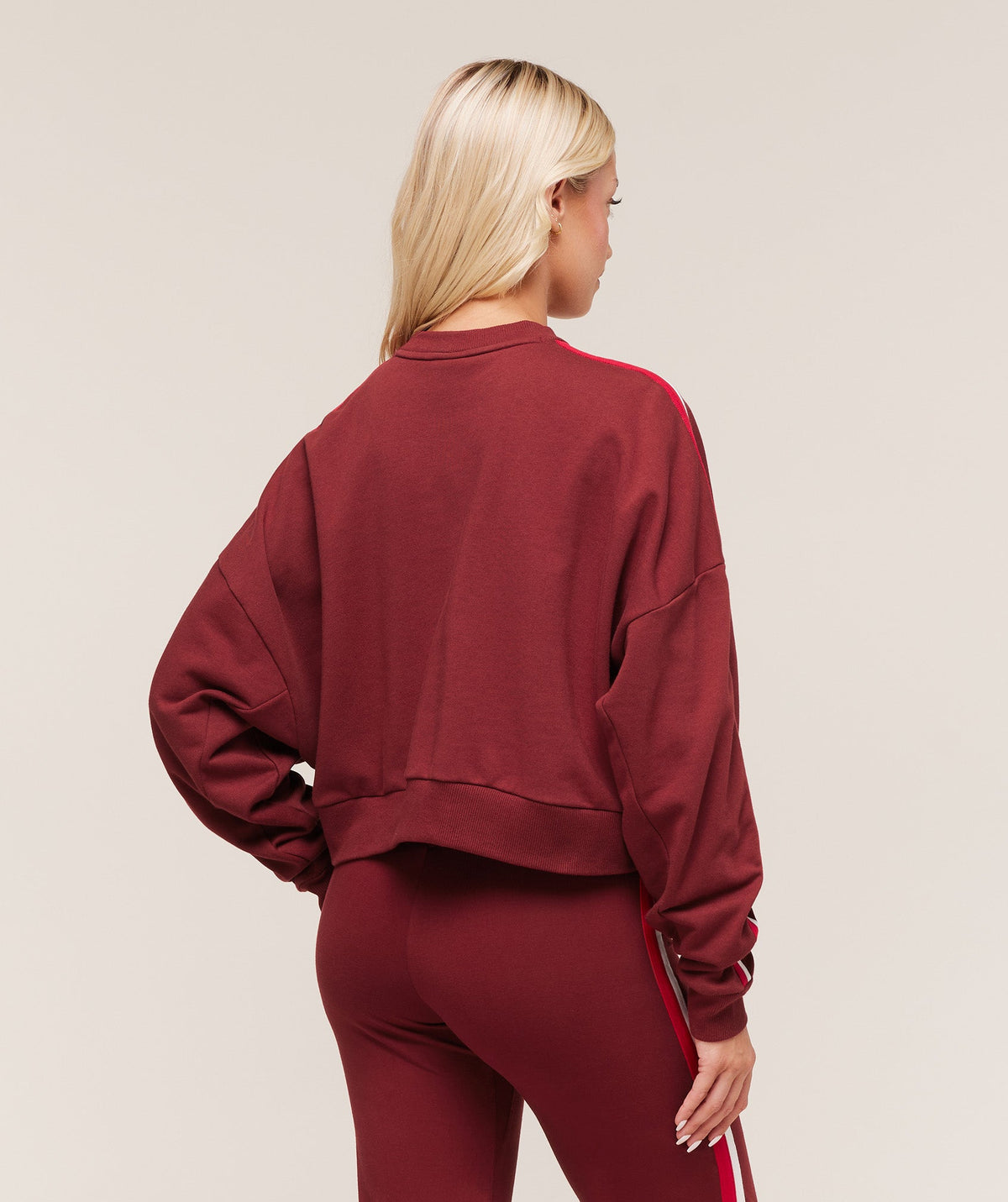 gymshark-piping-midi-crew-neck-pullovers-red-aw25